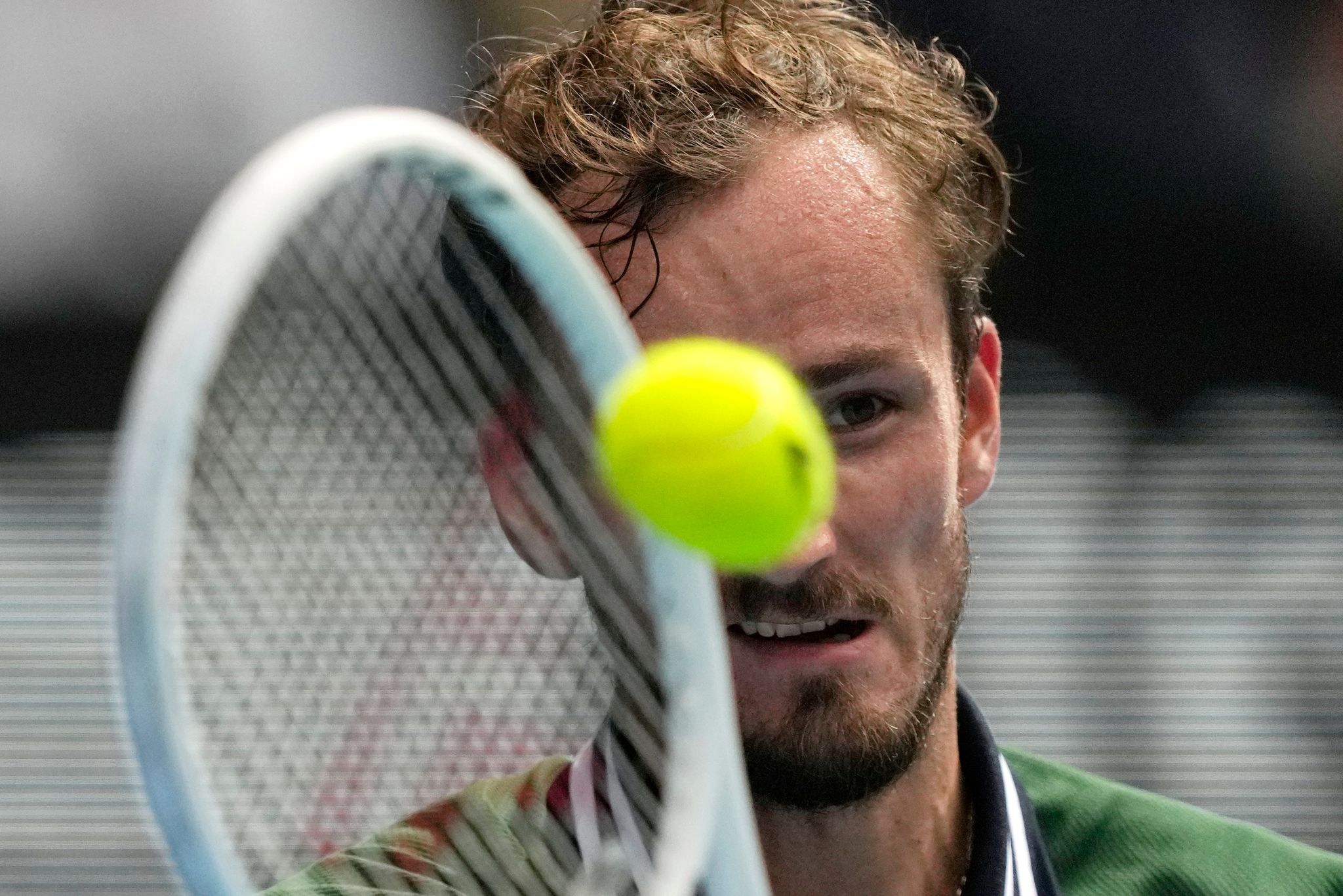 Medwedew steht in Melbourne im Halbfinale