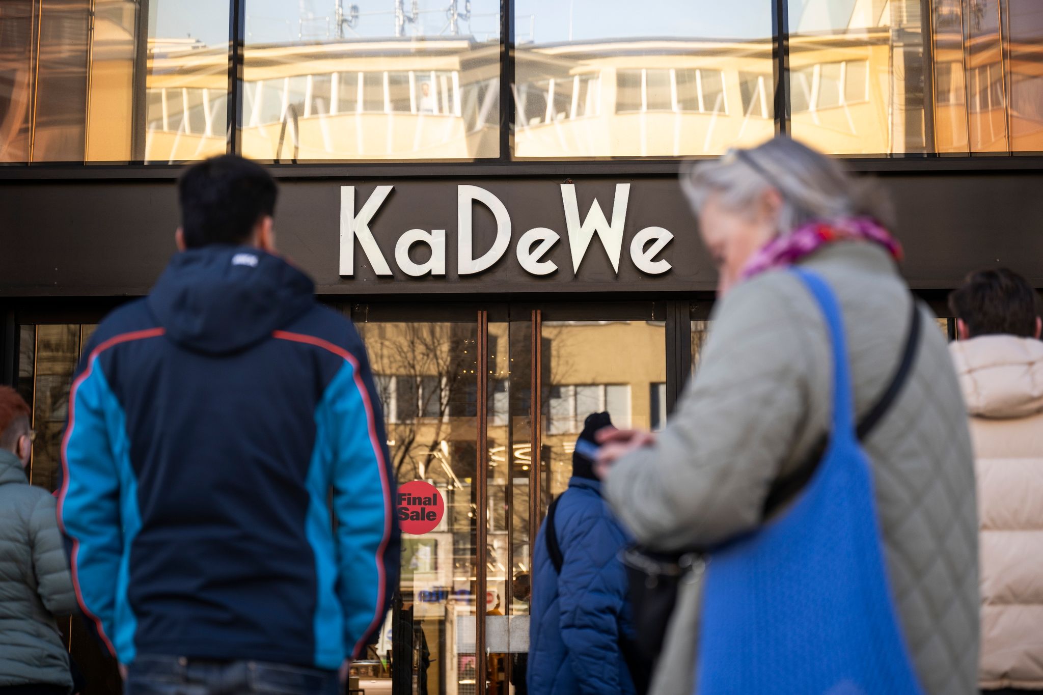 Mythos KaDeWe – Luxus-Kaufhäuser suchen nach Erneuerung