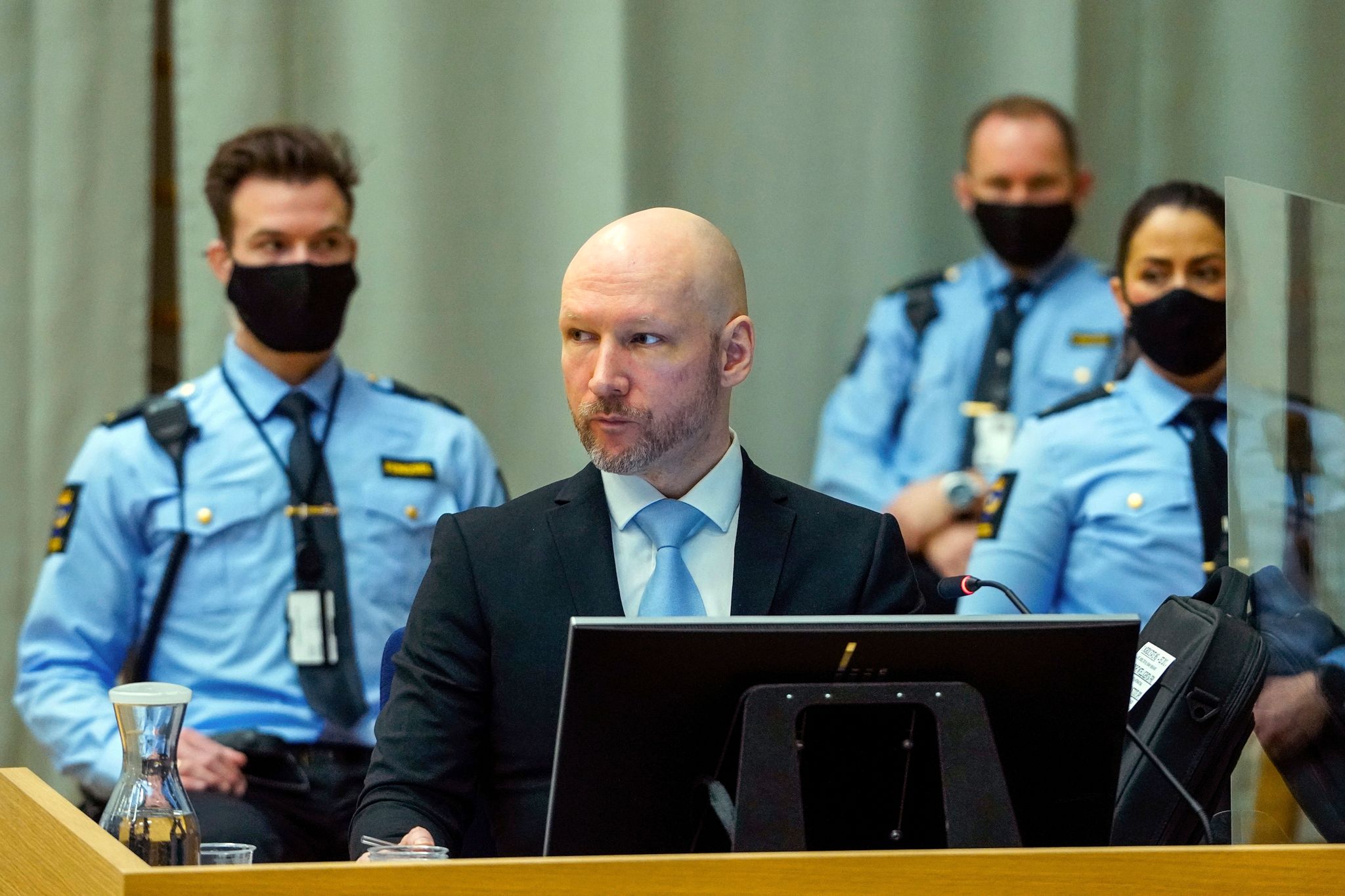 Breivik wieder vor Gericht – Klage gegen norwegischen Staat