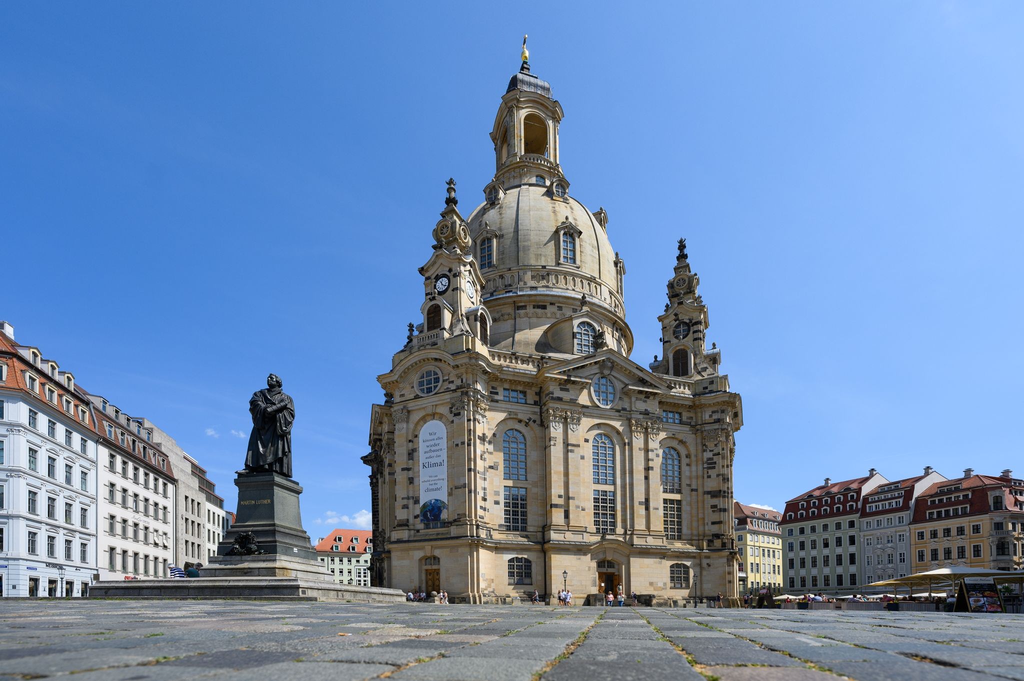 «Gemeinsam wachsam» – Aufruf zu Menschenkette in Dresden