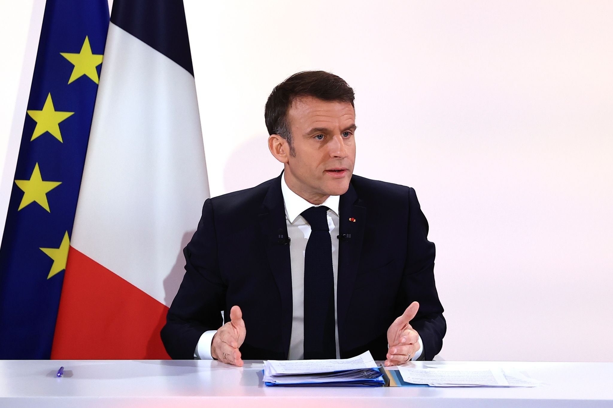 Verfassungsrat kippt umstrittenes Einwanderungsgesetz in Frankreich