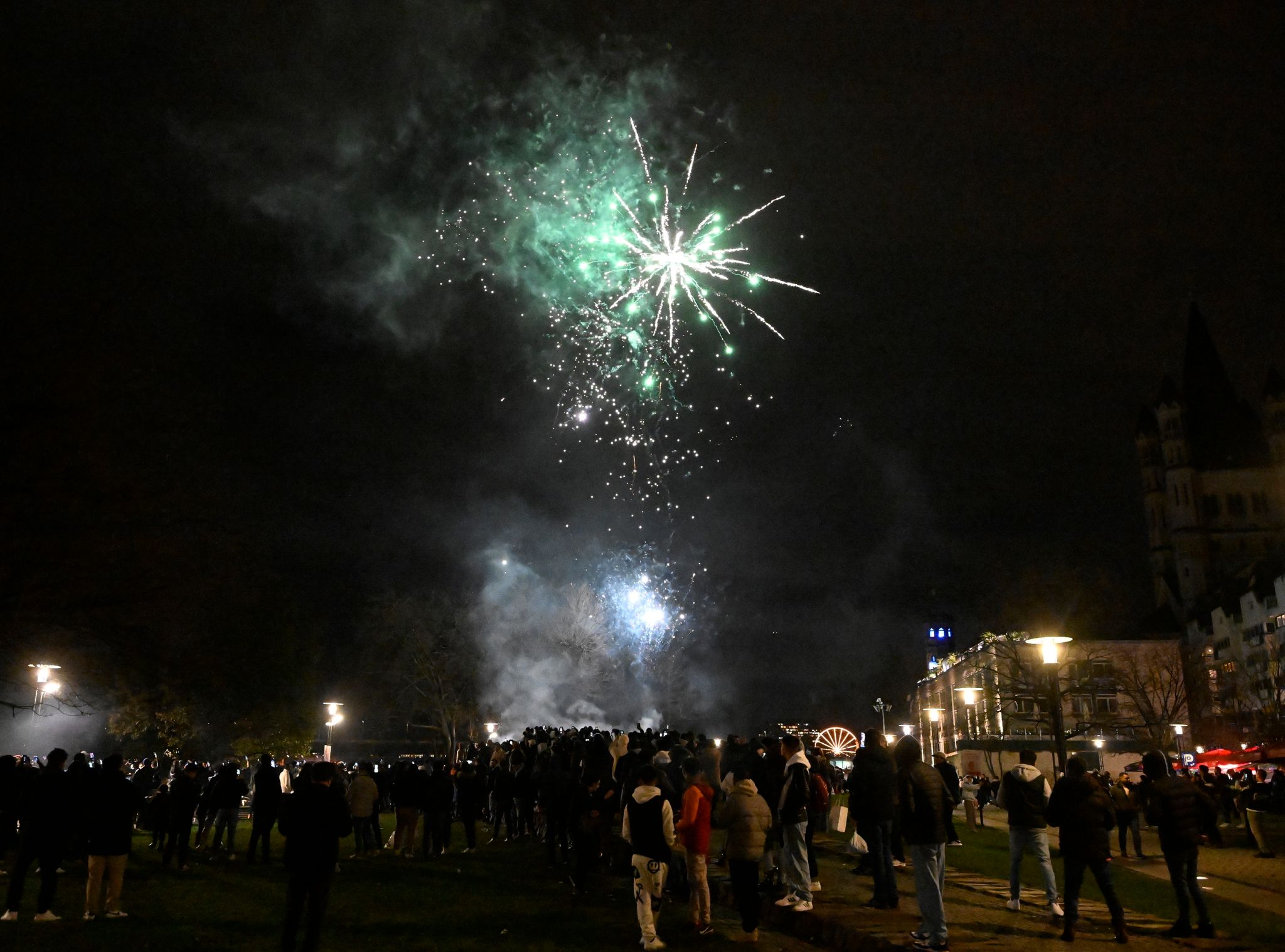 Silvester am Kölner Dom unter Schutz – Keine Zwischenfälle