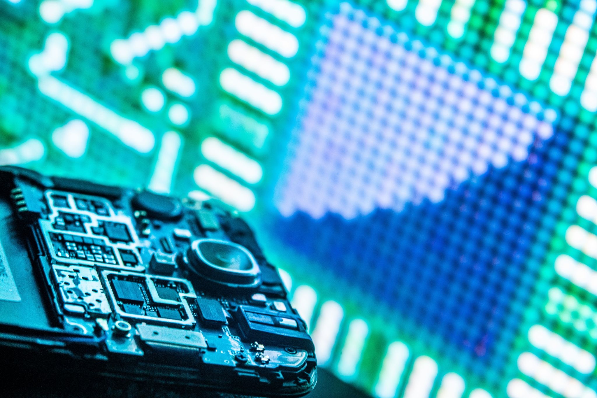 Abhängigkeit von Digitalimporten enorm