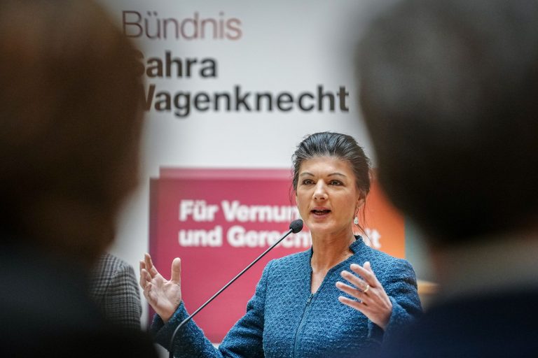 Sahra Wagenknecht Präsentiert Ihre Partei Und Ihr Programm - Newsflash24