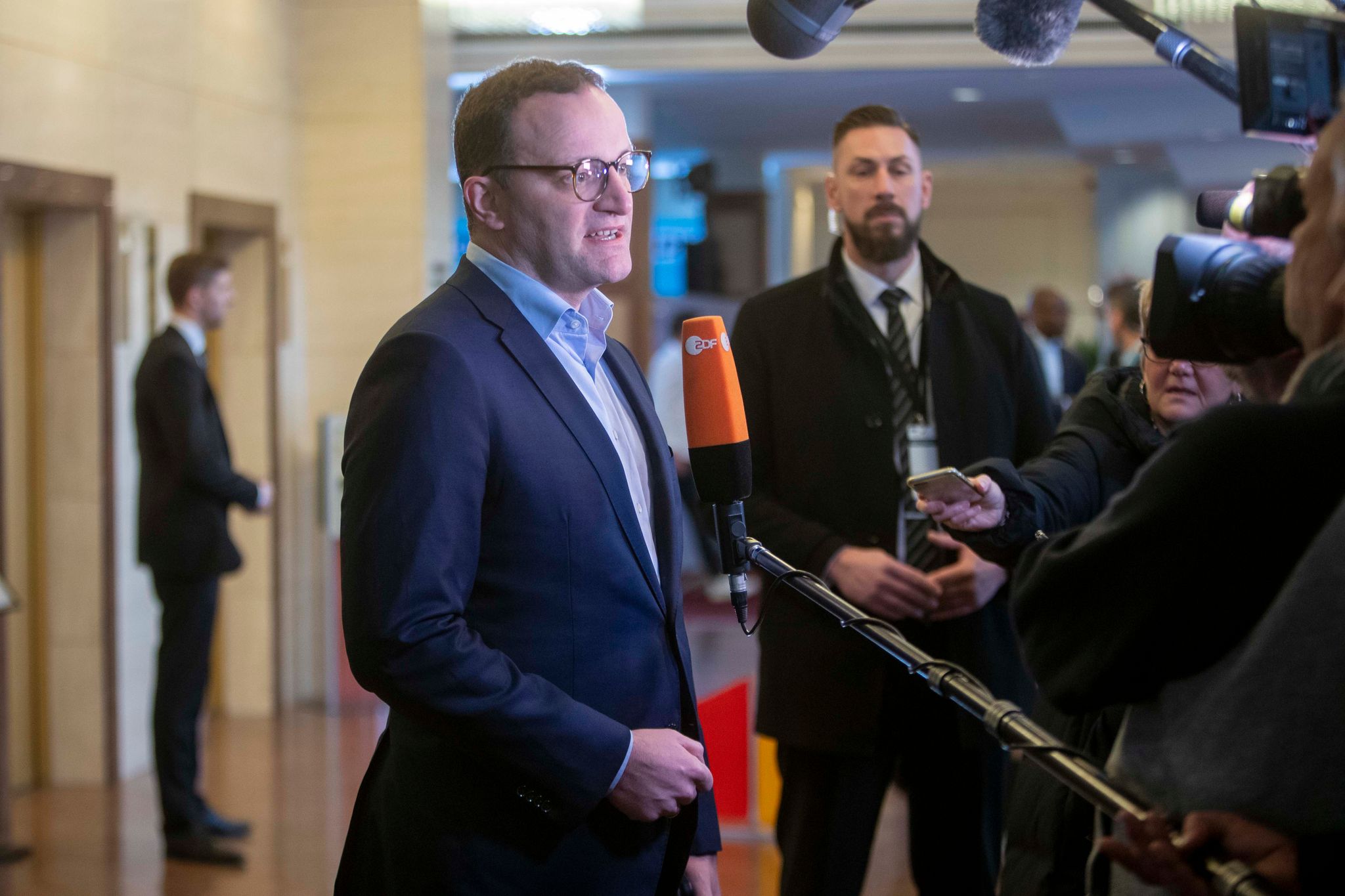 Spahn will Verfassungsänderung für Sanktionen bei Bürgergeld