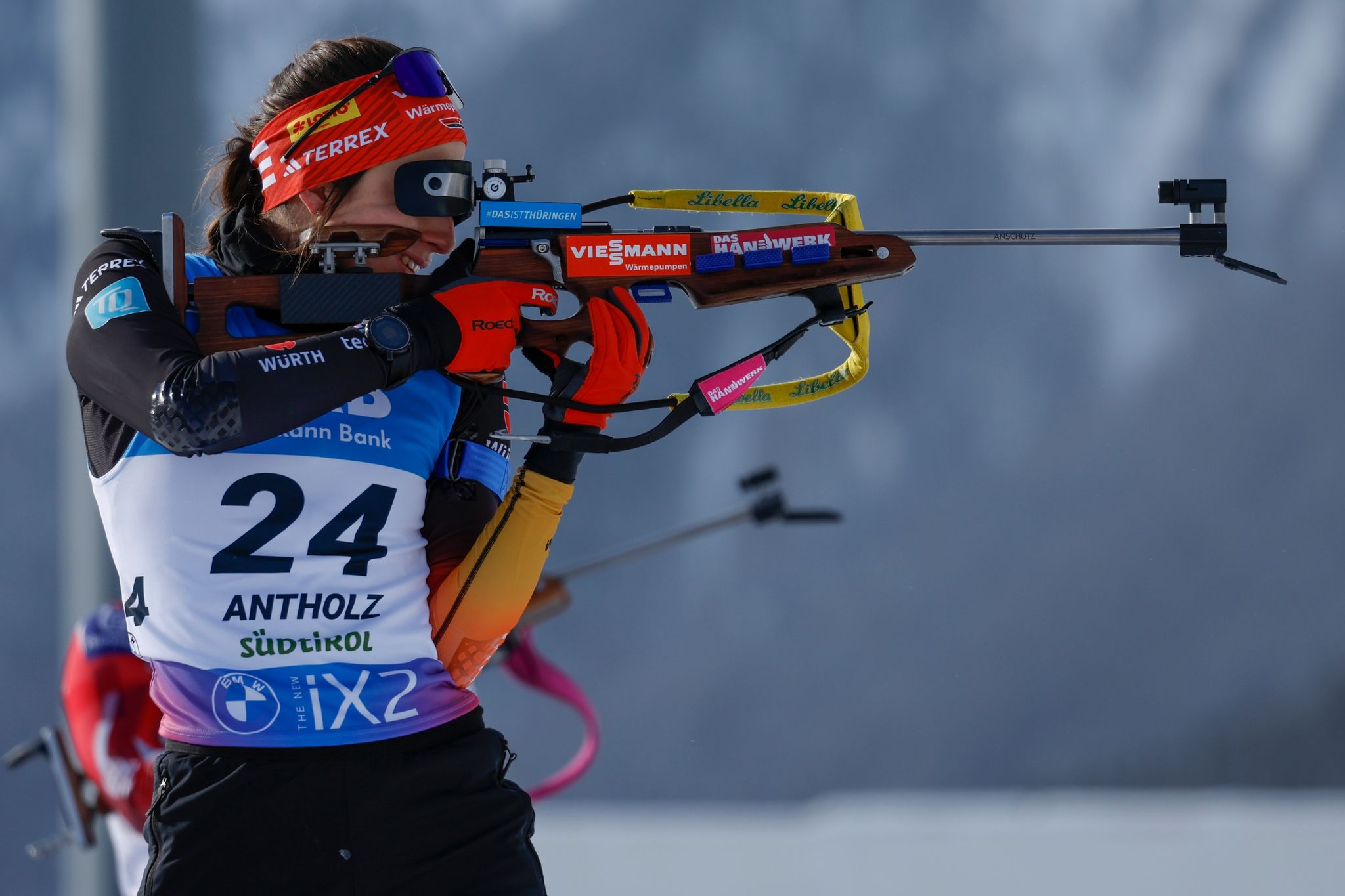 Voigt zittert und wird Vierte – Biathletin dennoch zufrieden