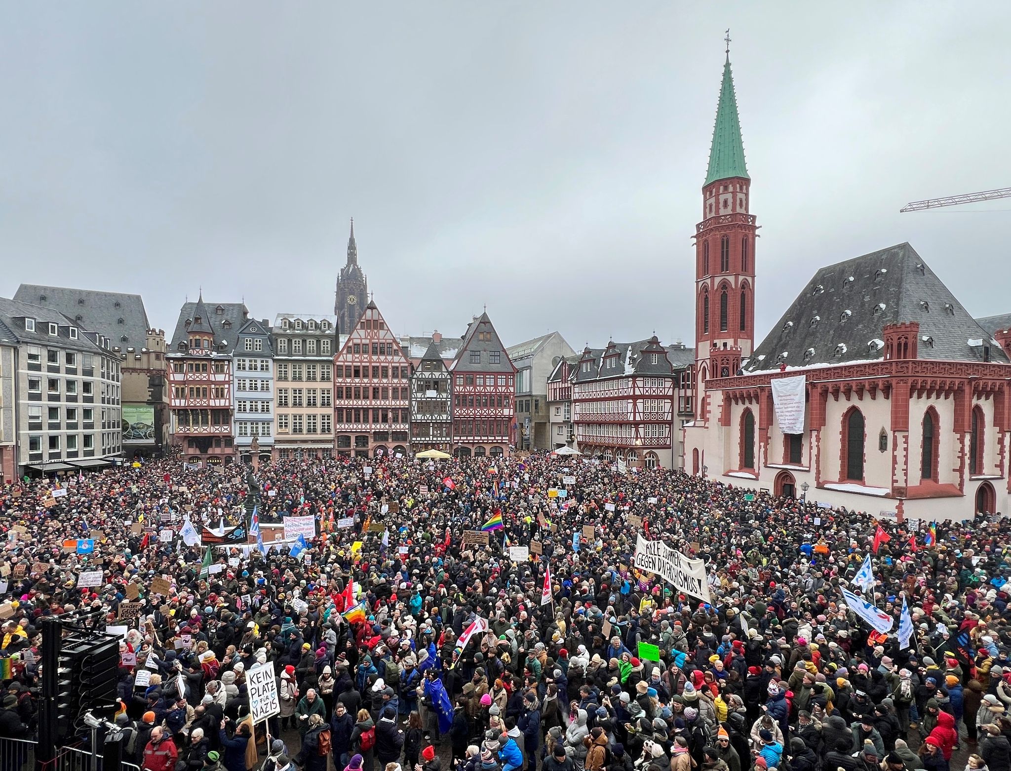 Proteste gegen rechts werden größer