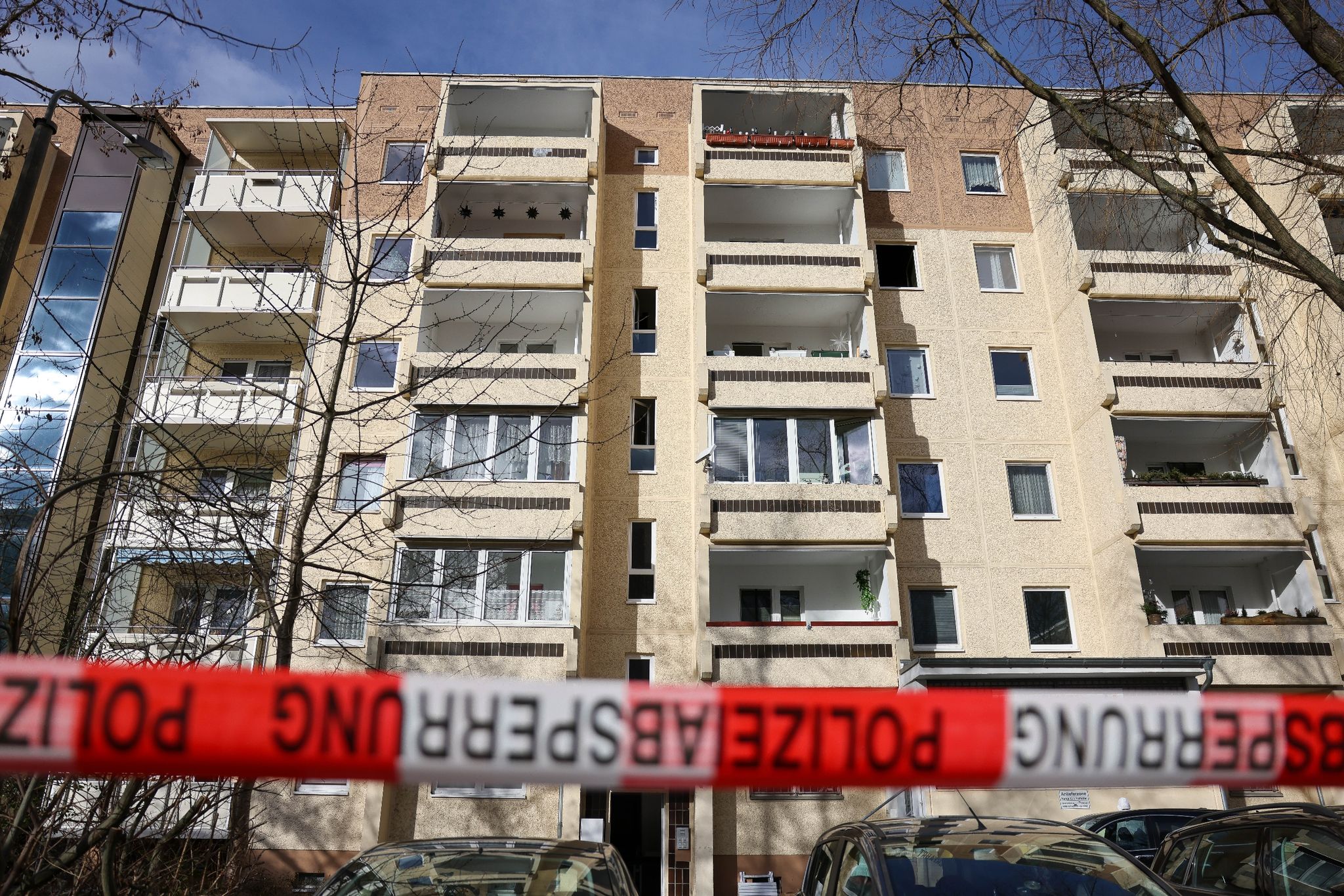 Brand in Plattenbau: Zwei Jugendliche unter Mordverdacht