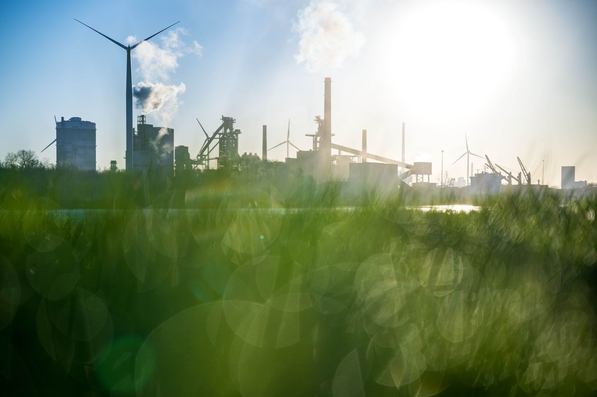 Bund fördert Umbau des Bremer Stahlwerks für klimaneutralen Stahl