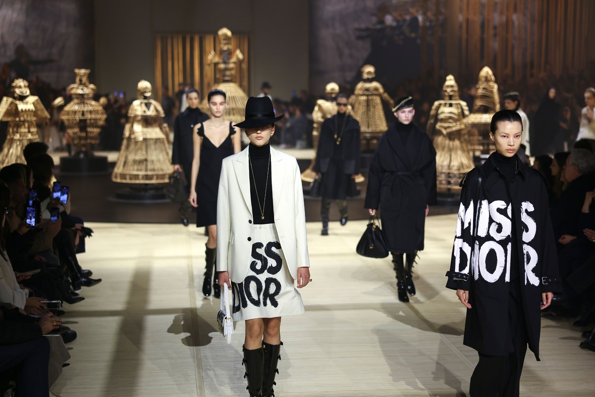 Dior stellt neue Kollektion in Paris vor