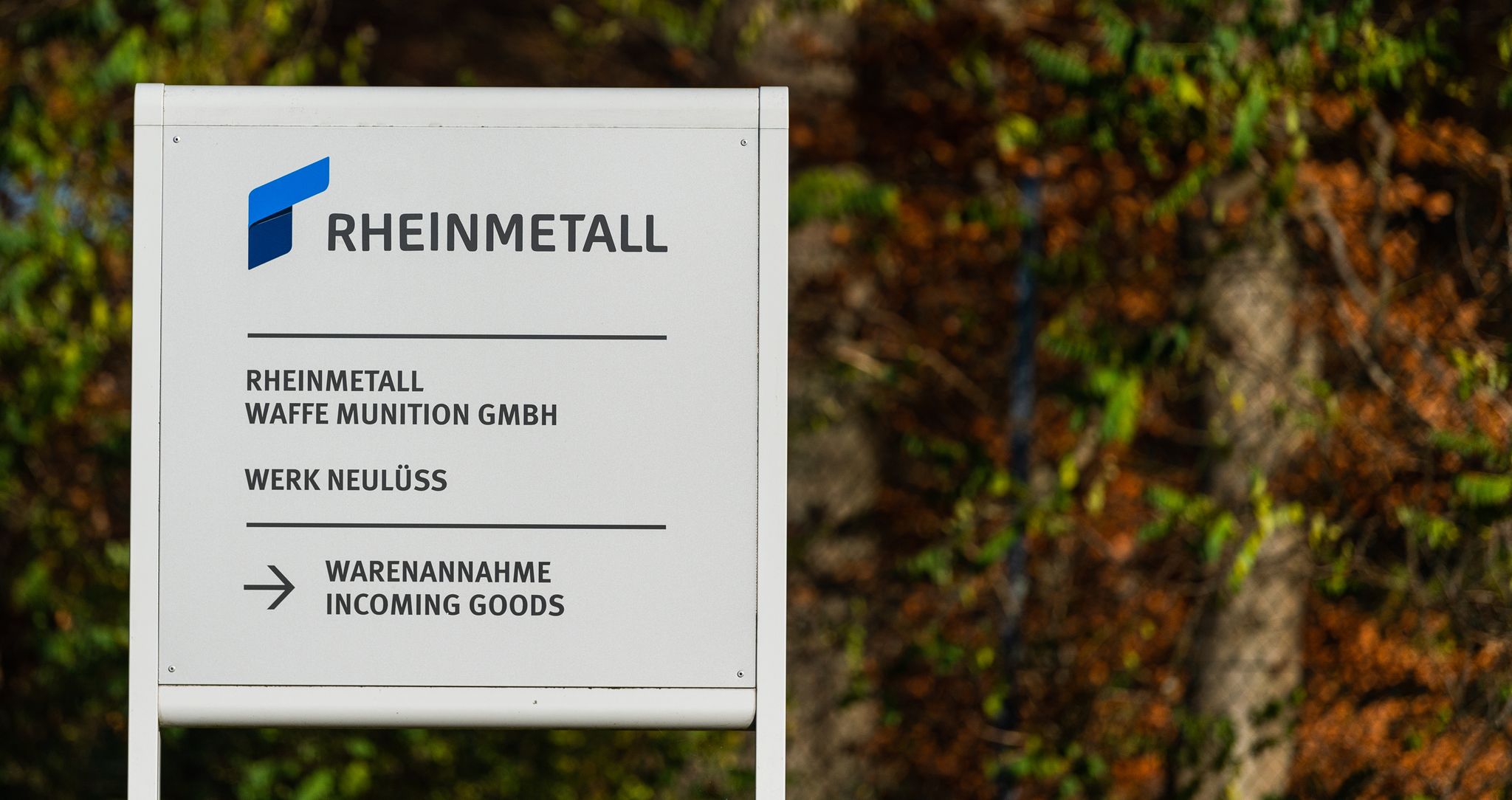 Demonstrationen vor Spatenstich für neue Rheinmetall-Fabrik