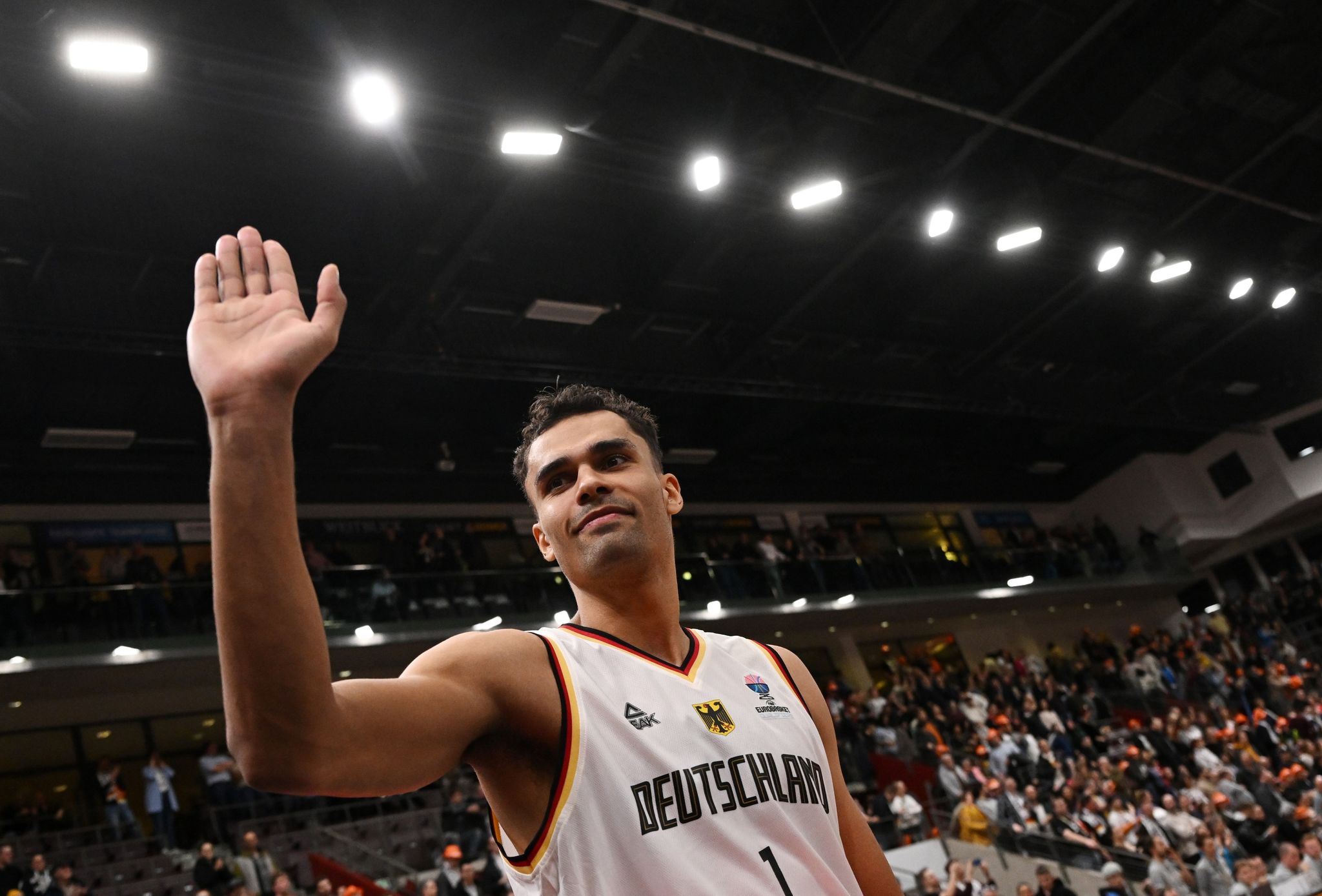 Glückwünsche von Schröder: EM-Qualifikation erfolgreich gestartet