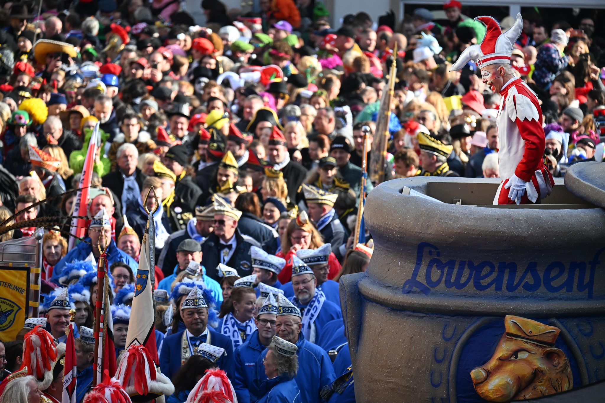 Millionen Menschen feiern Karneval in Deutschland – Wirtschaft freut sich auf Milliardenumsatz