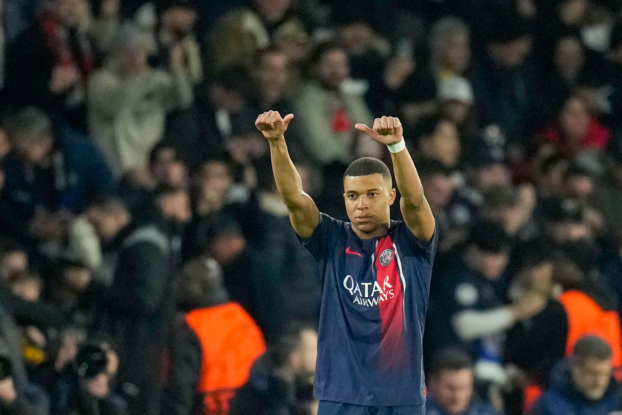 «Marca»: Mbappé-Vertrag mit Real unterschrieben