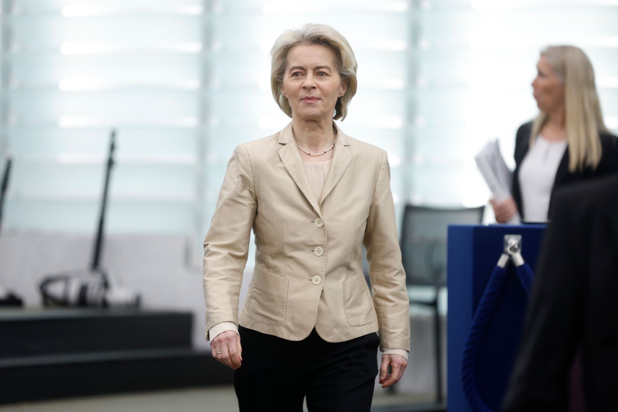 Stimmen für zweite Amtszeit von EU-Kommissionschefin Leyen