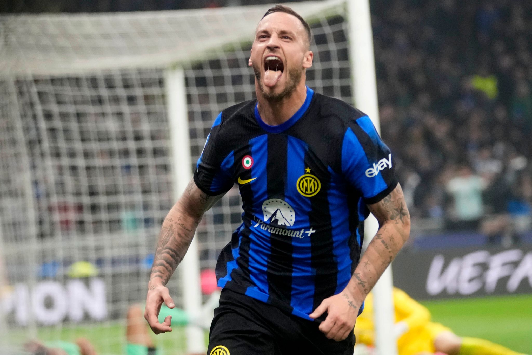 Inter Mailand dank Arnautovic auf Viertelfinal-Kurs