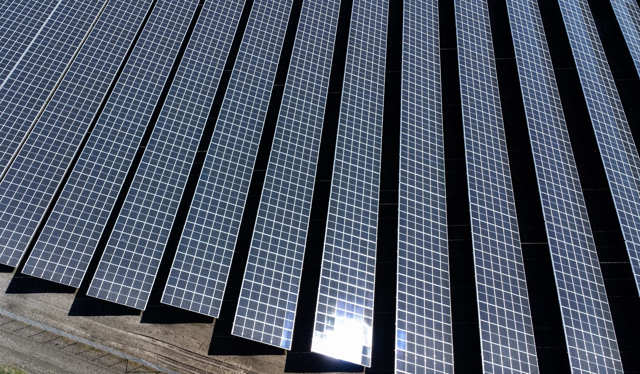 Vattenfall und Evonik schließen Verträge über Lieferung von Solarstrom ab