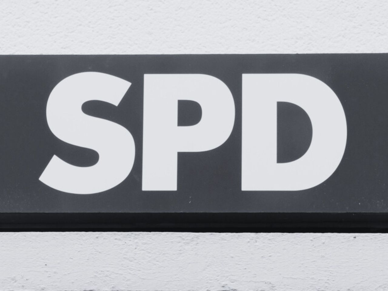 SPD-Politiker nach Krankheit gestorben