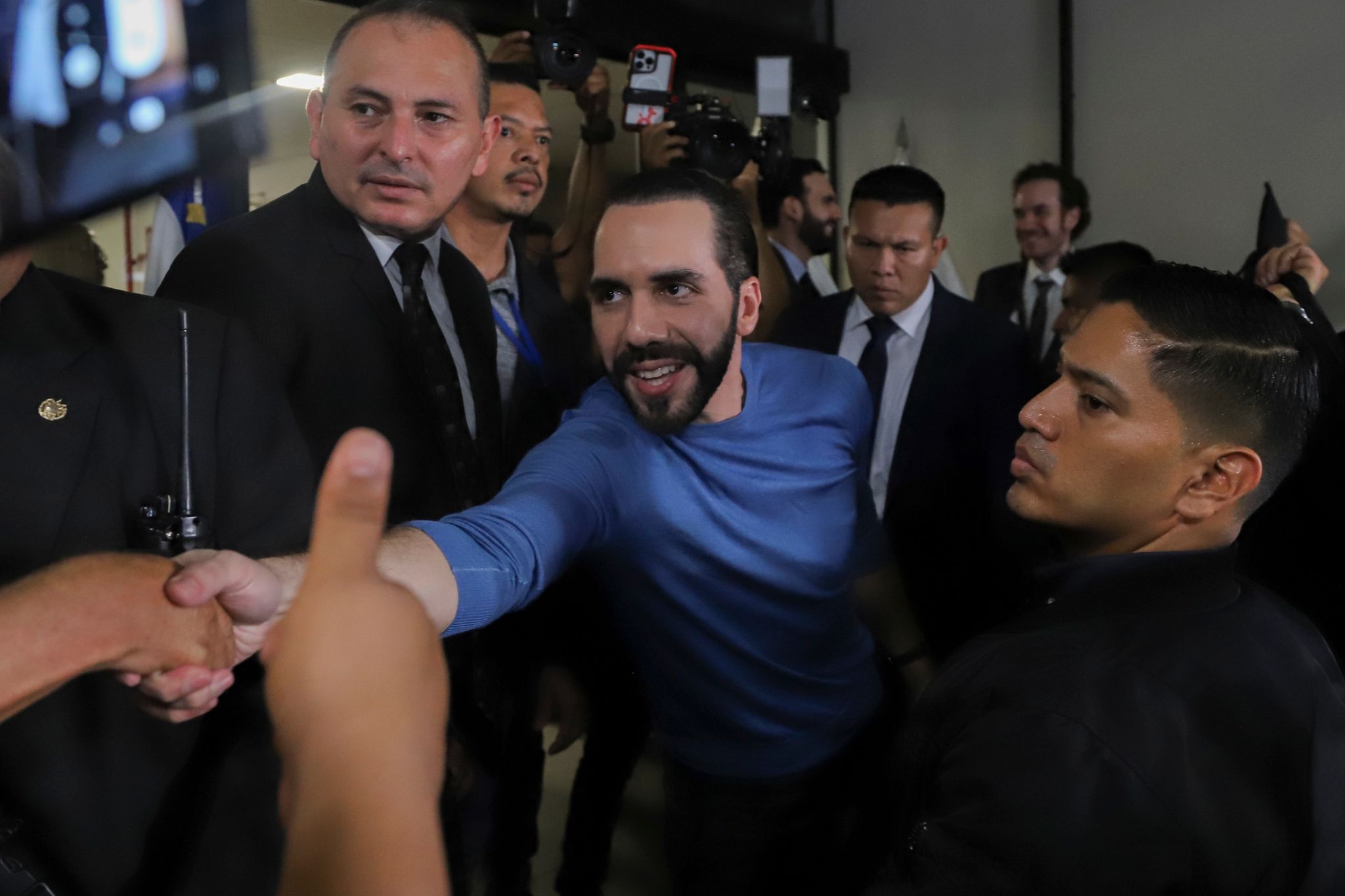 El Salvadors umstrittener Staatschef Nayib Bukele strebt zweite Amtszeit an