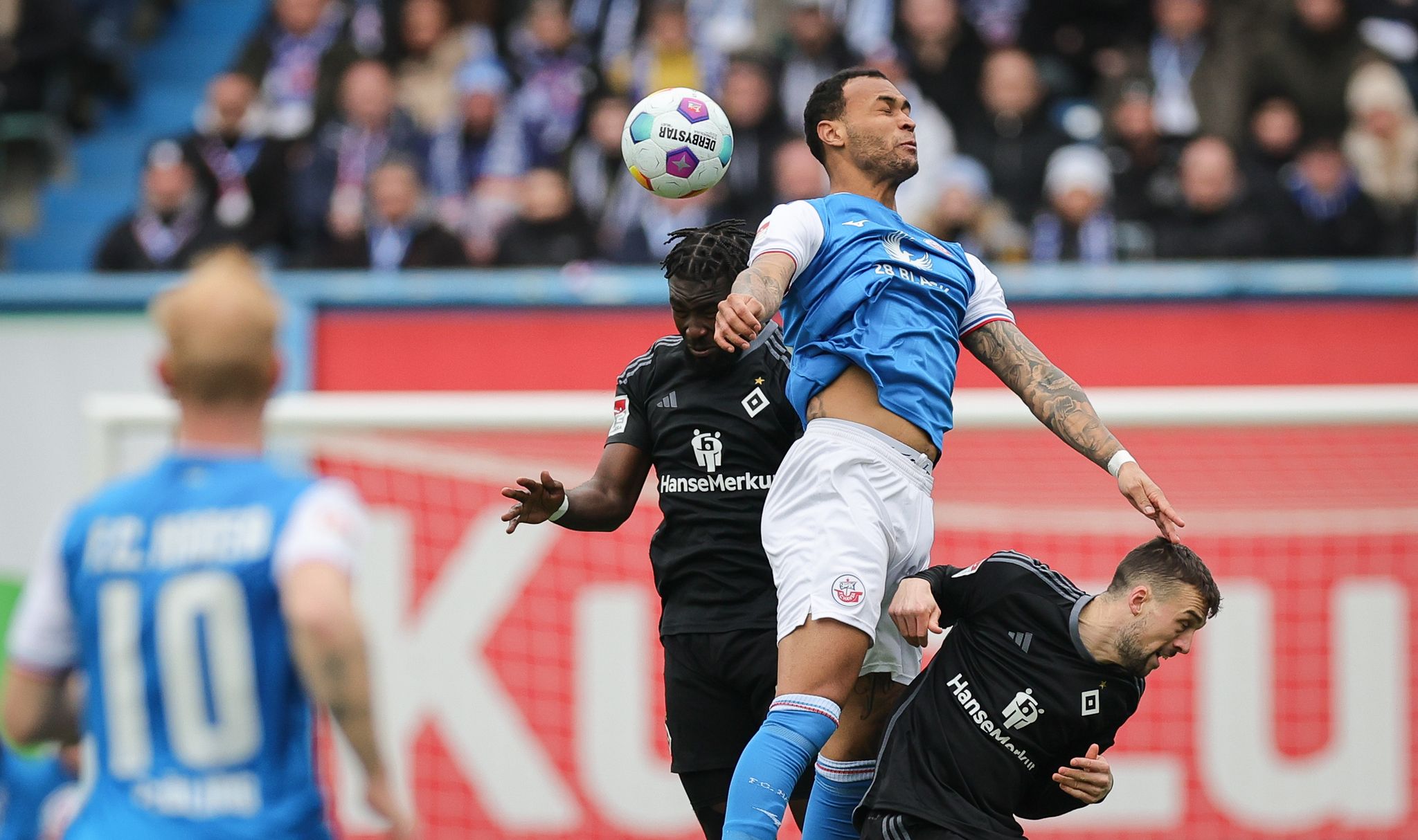 HSV nur mit Unentschieden nach Trainerwechsel