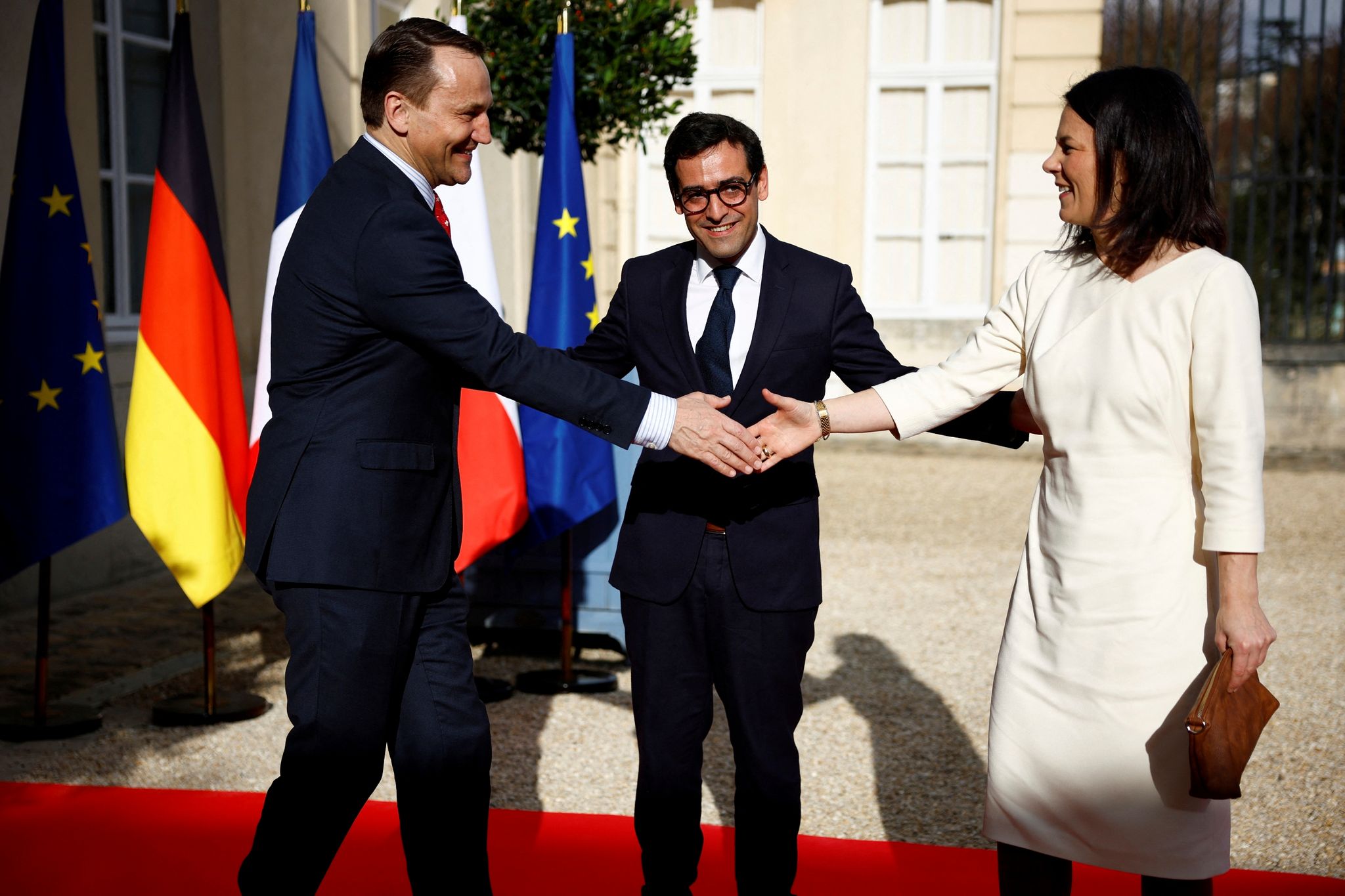 Deutschland, Frankreich und Polen vereinbaren gemeinsamen Schutz gegen russische Desinformation und Cyberattacken