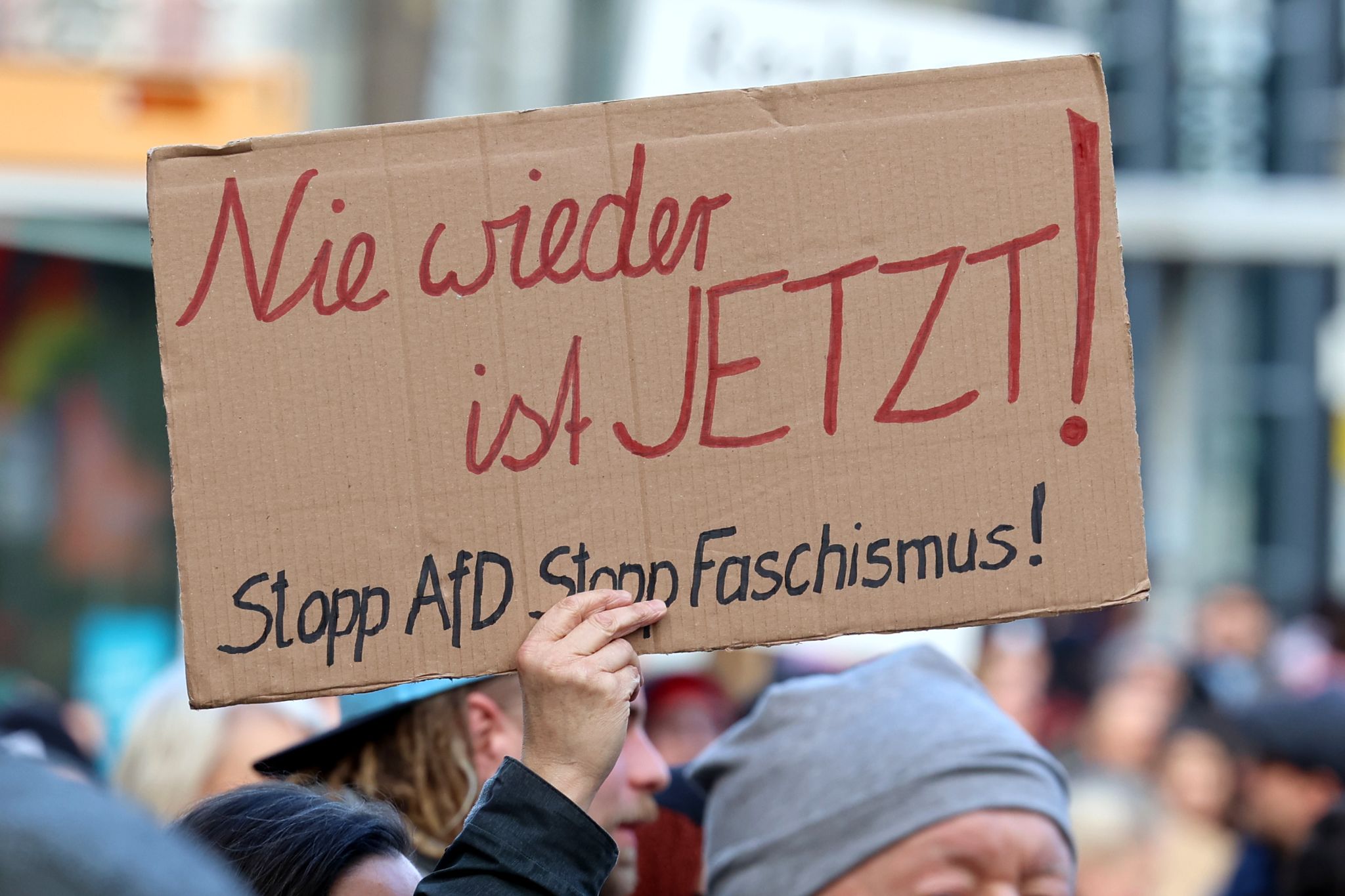 Gegen rechts: Tausende demonstrieren deutschlandweit