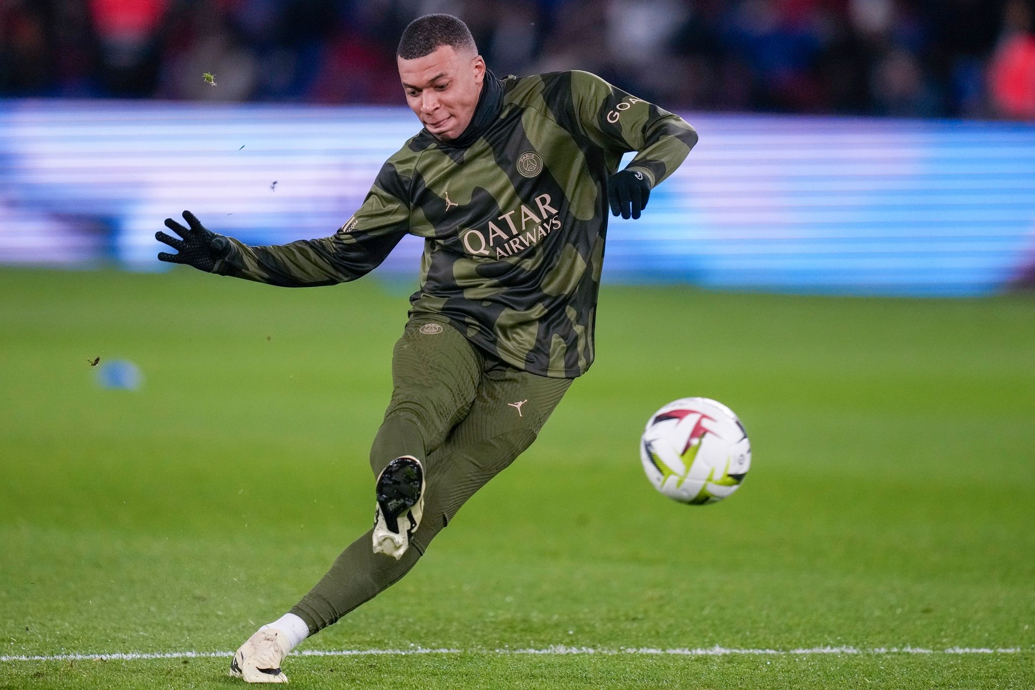 Medien: Mbappé verlässt Paris am Saisonende