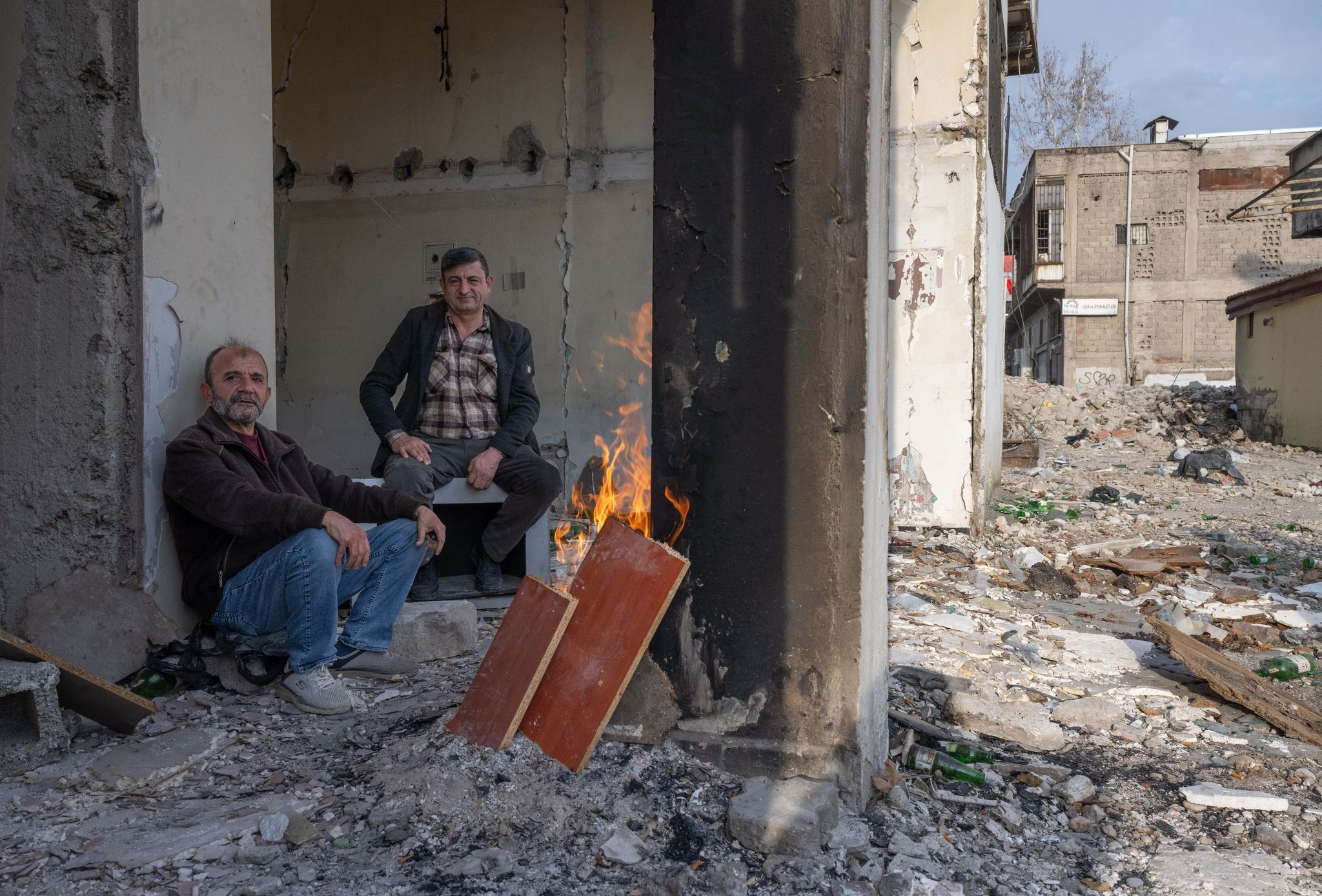 Knapp ein Jahr nach Beben: Erdoğan besucht Provinz Hatay