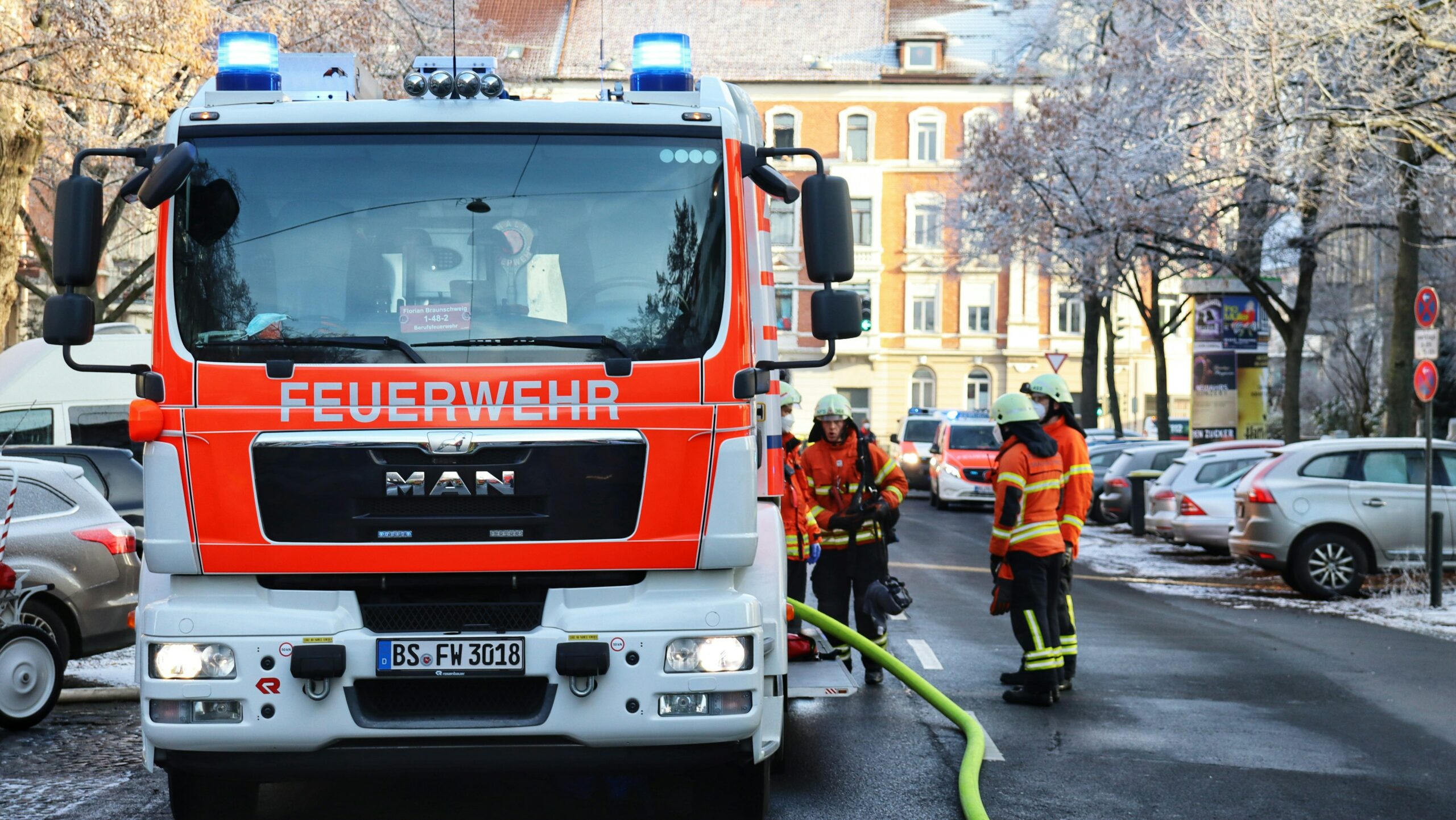 Mainz-Weisenau: Feuerwehreinsatz in Mainzer Entsorgungsunternehmen
