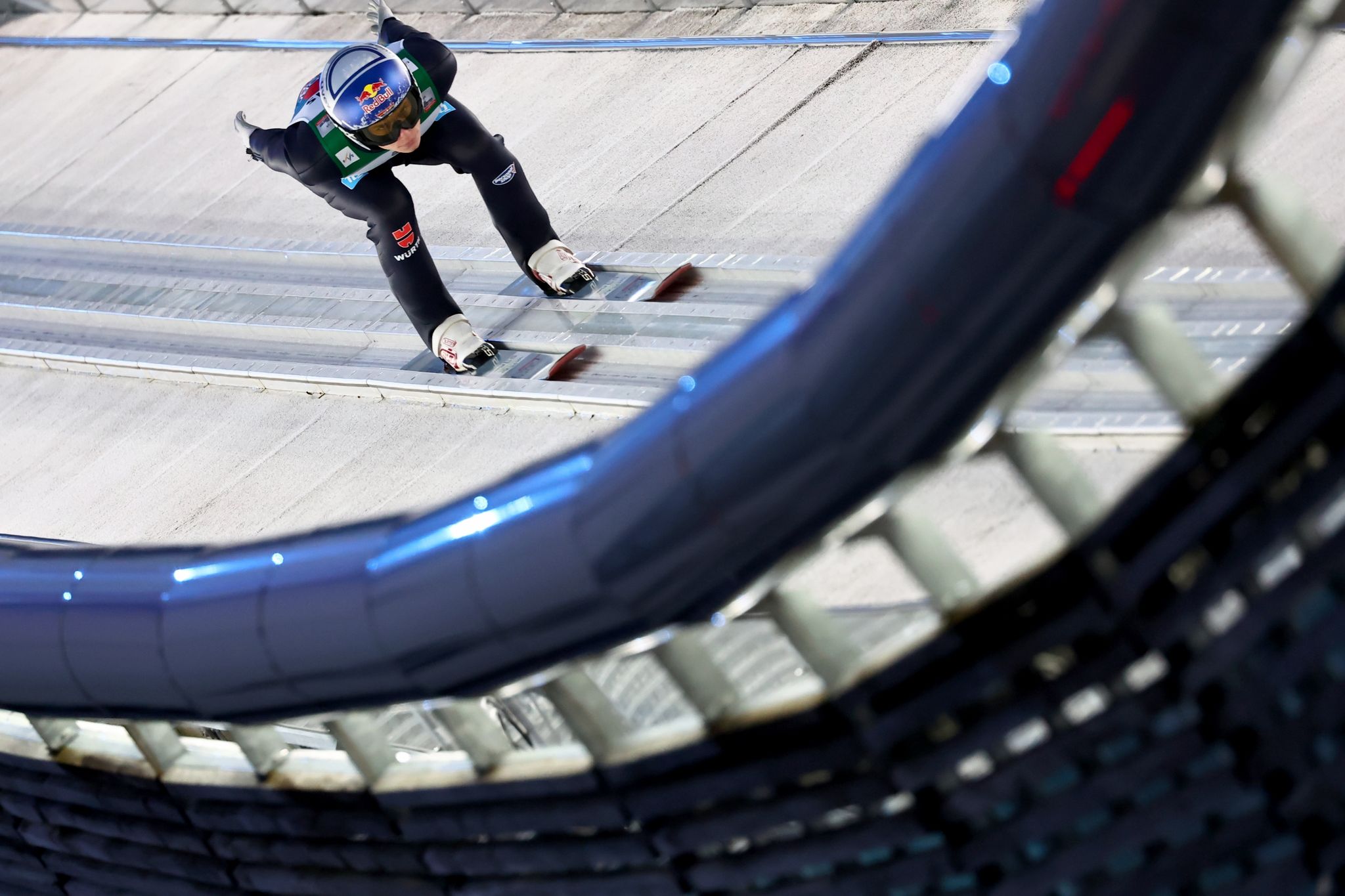 Schlappe in Oslo: Gelb und Geld für Wellinger weit weg