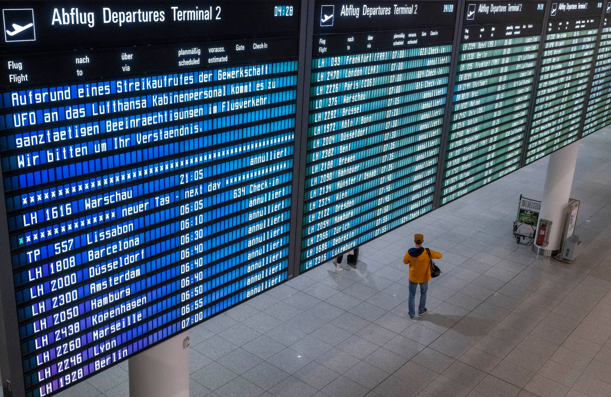 Fluggäste in Deutschland von weiteren Warnstreiks betroffen