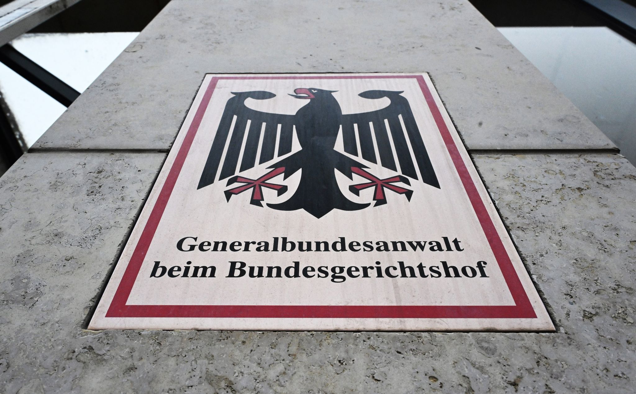 Nach Angriffen in Budapest: Haftbefehl gegen Linksextremen