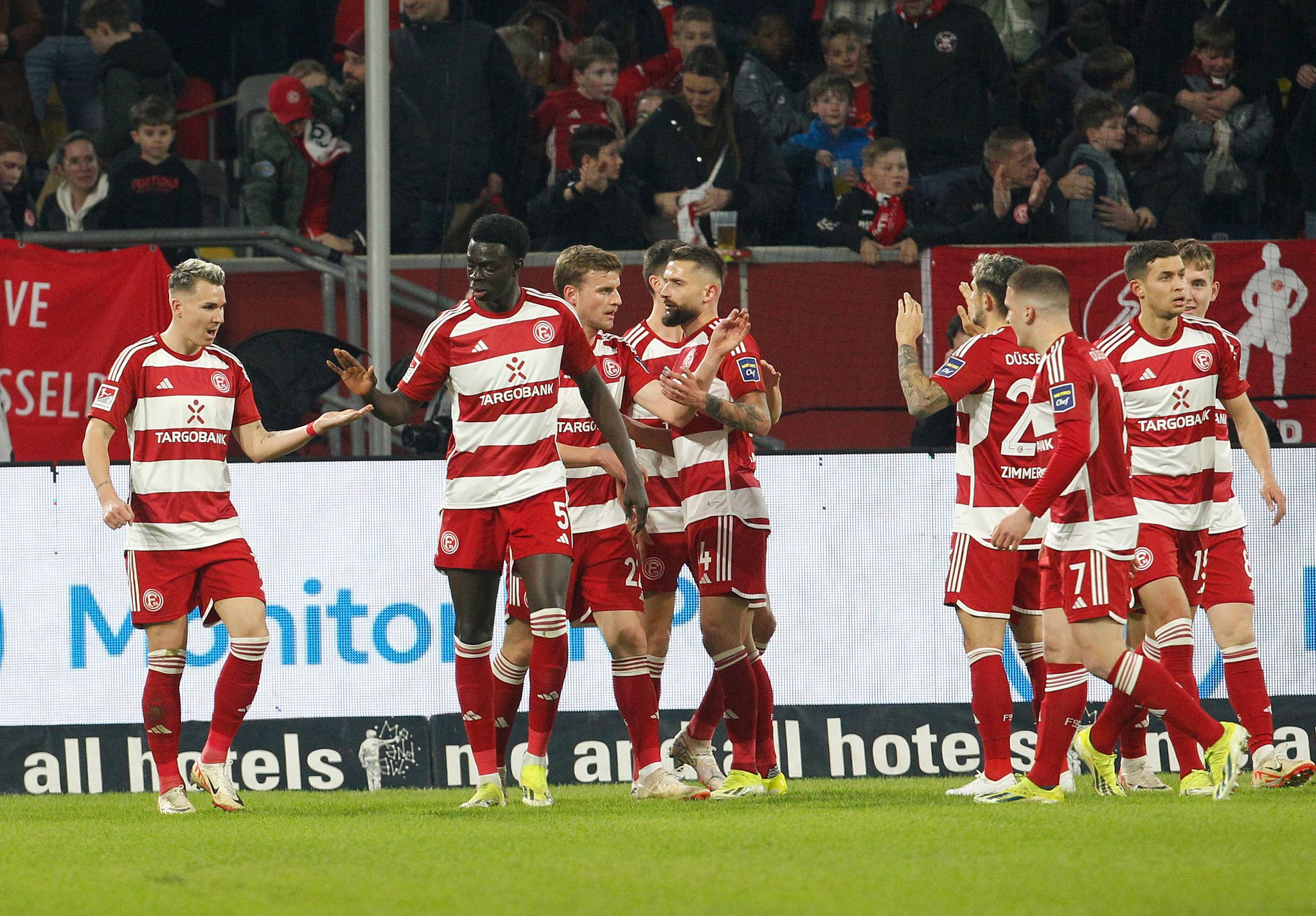 HSV verliert erneut – Fortunas Tzolis zu stark