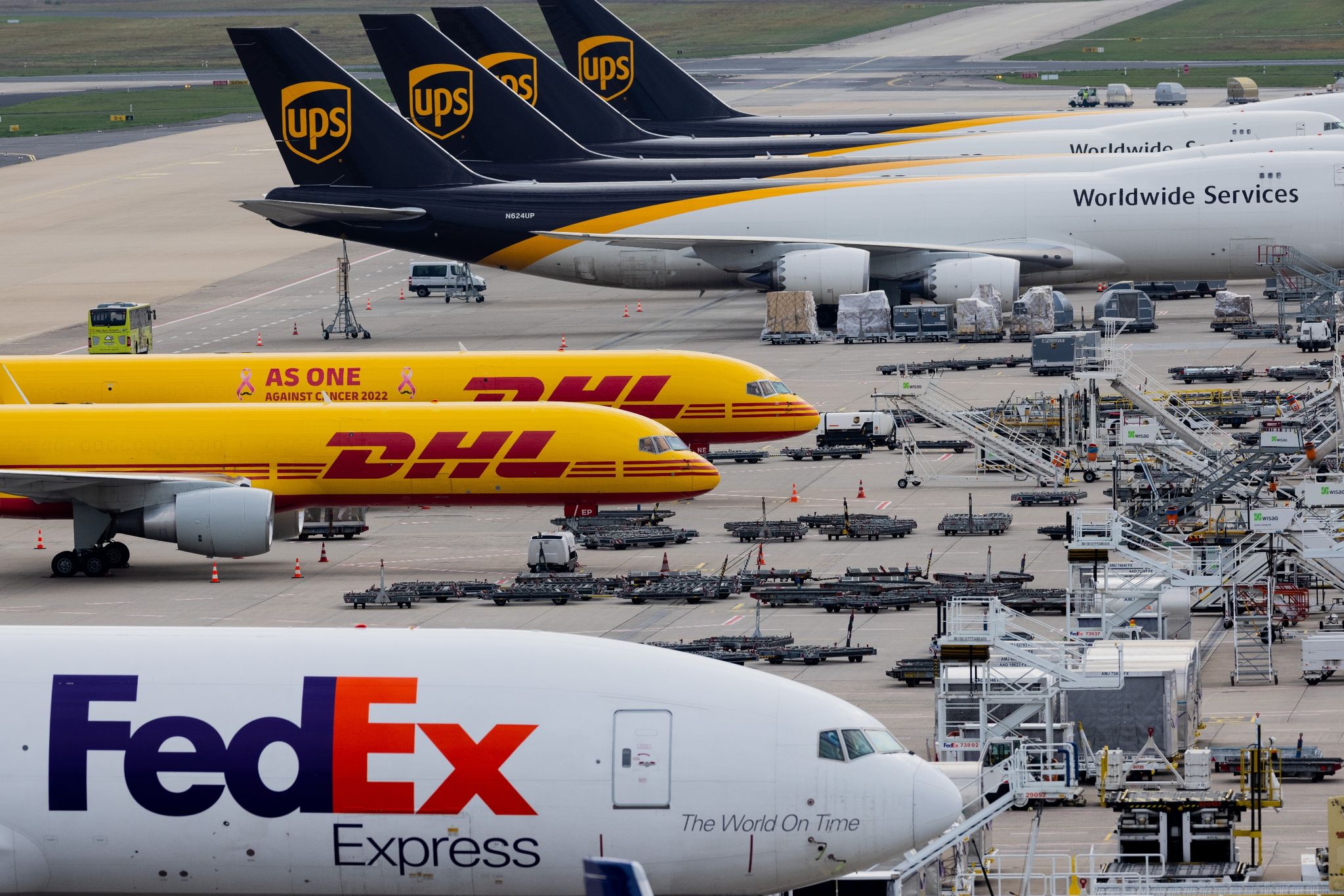 Luftsicherheitskräfte streiken auch in Köln-Bonn