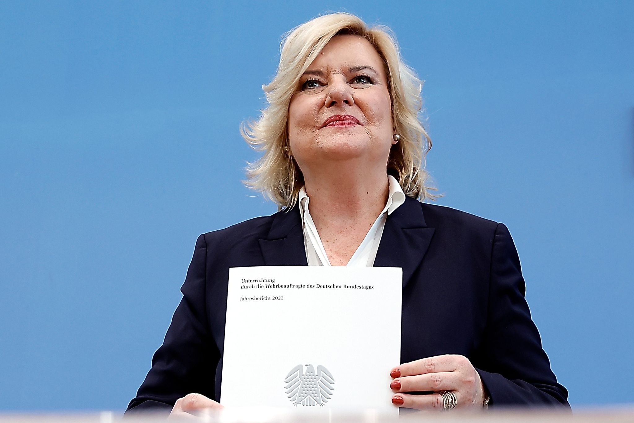 Wehrbeauftragte: Truppe altert und schrumpft immer weiter