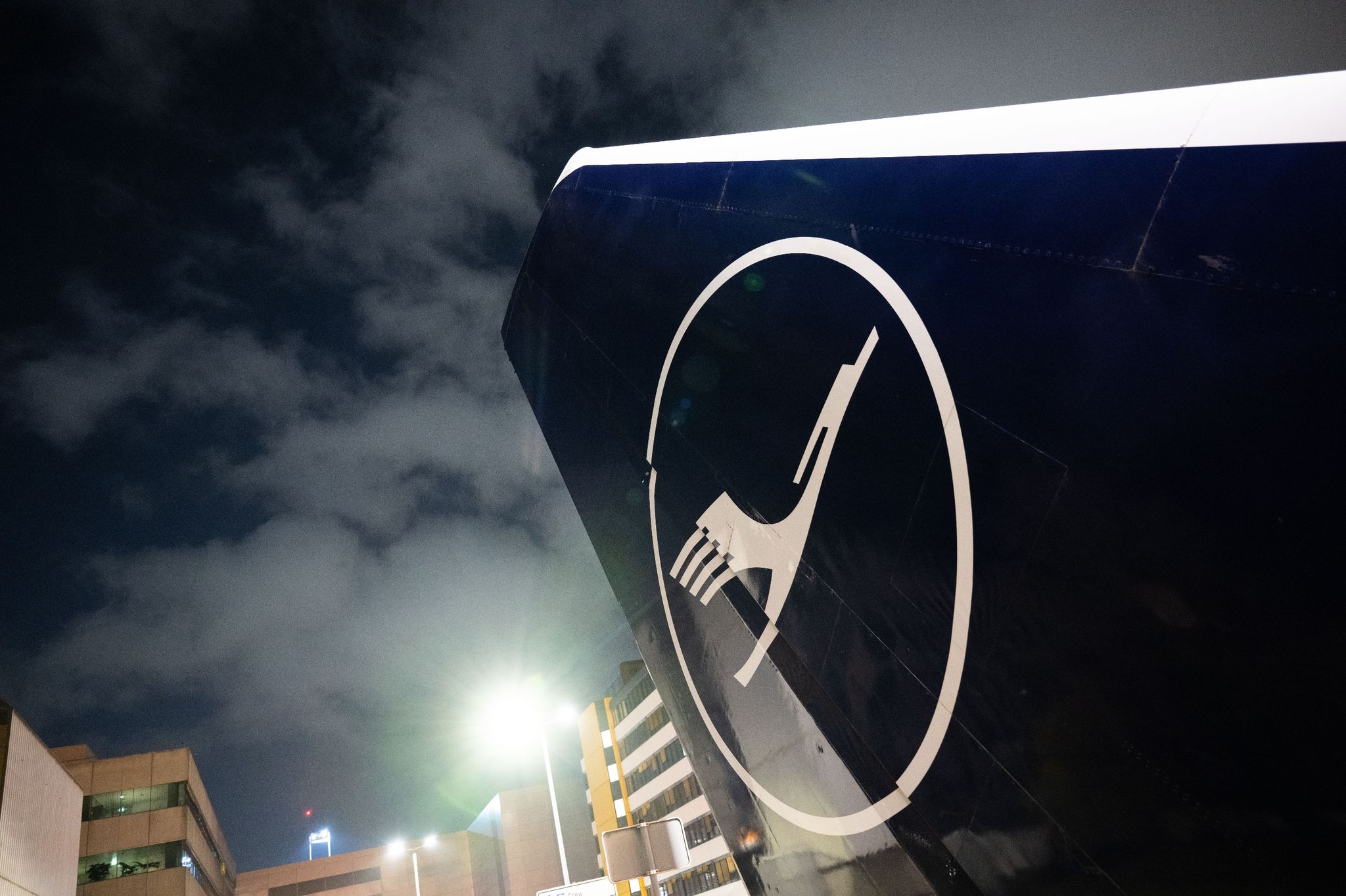 Verdi-Warnstreik bei Lufthansa trifft Passagiere erneut