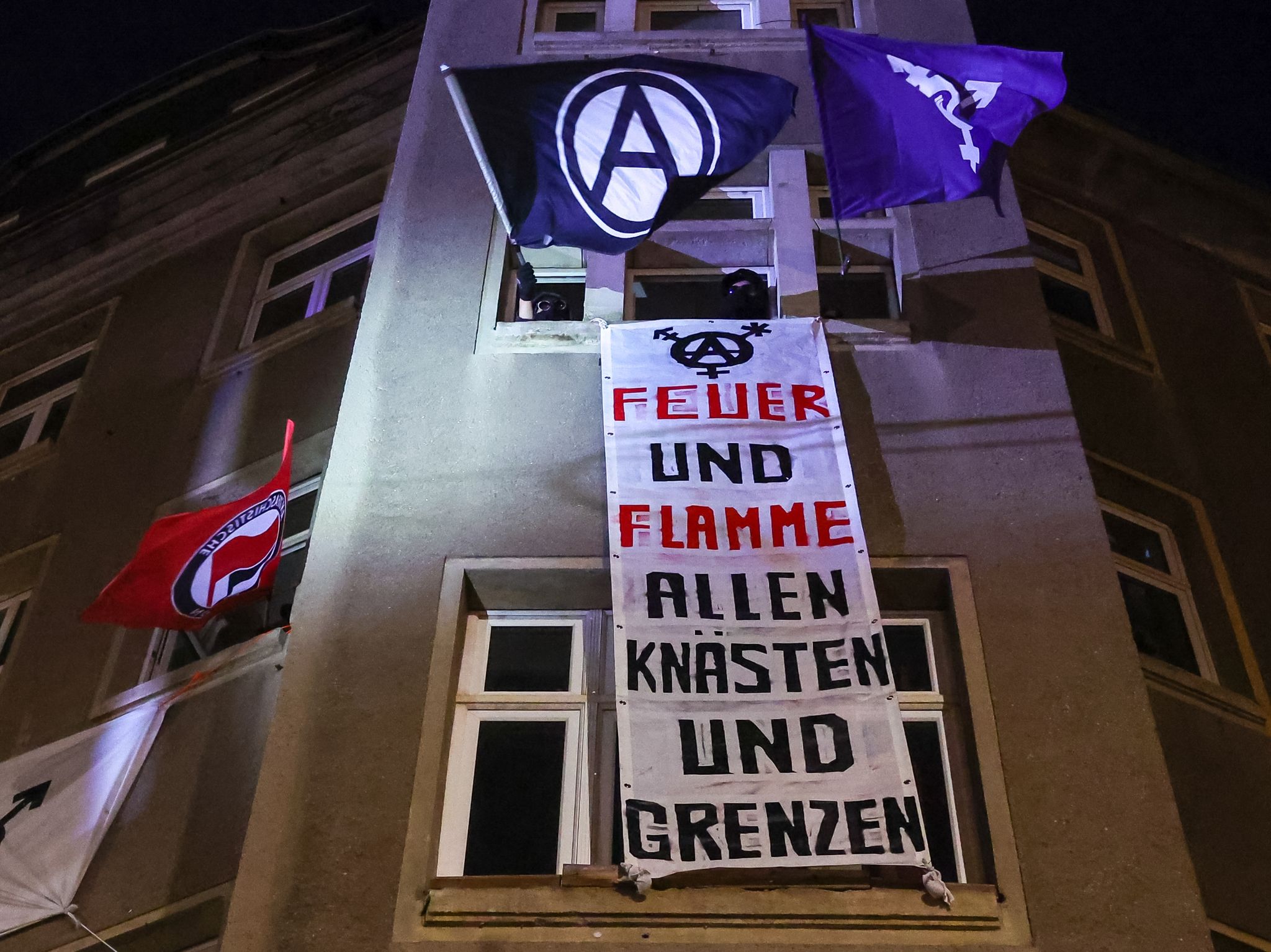 Anstieg linksextremer Personenpotenzials und Festnahme früherer RAF-Terroristin