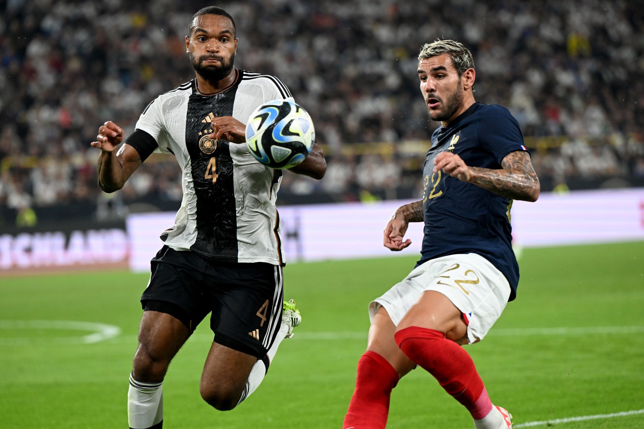 Tah fordert Offenheit beim Kampf gegen Rassismus