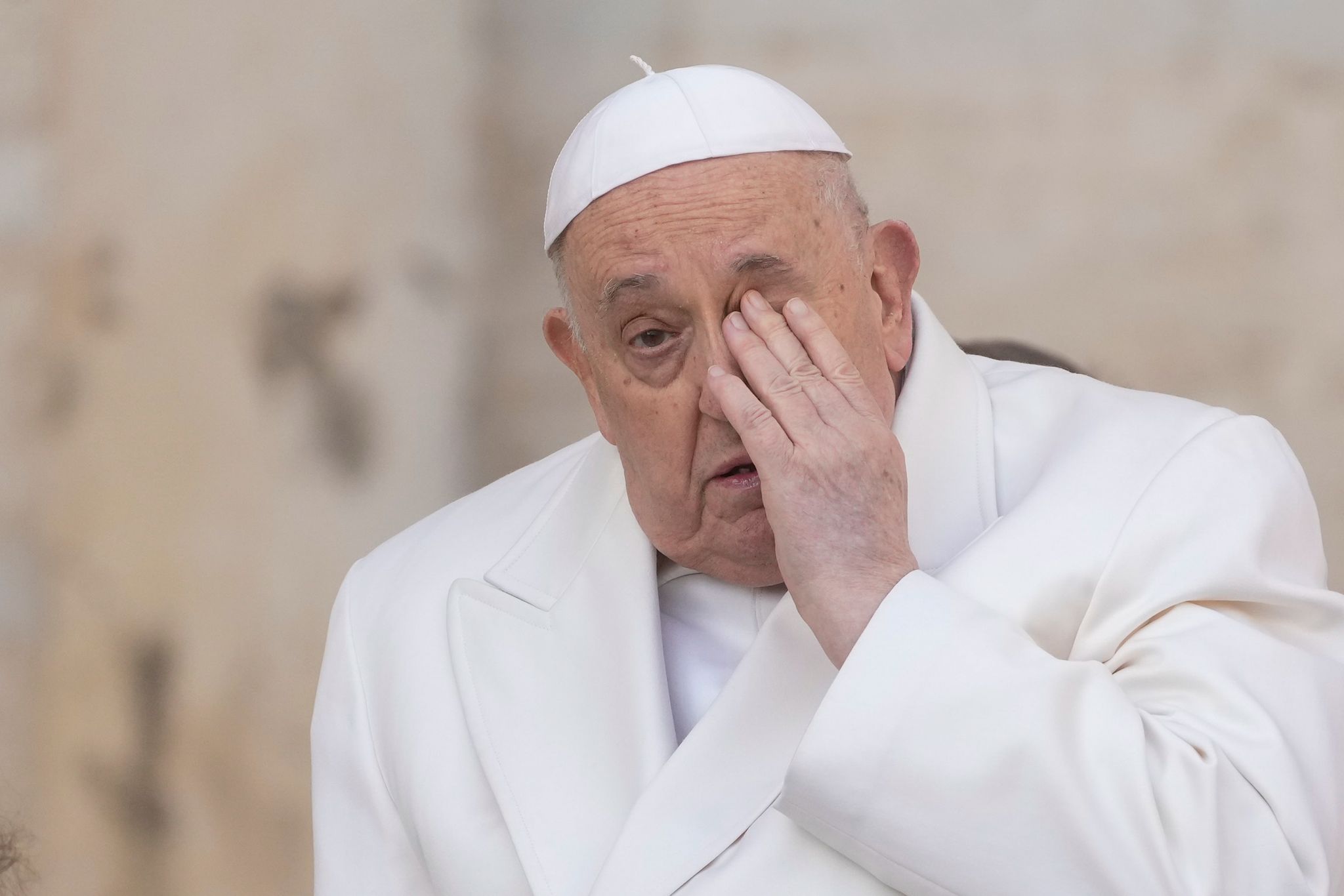 Papst fordert Verhandlungen in Ukraine-Krieg