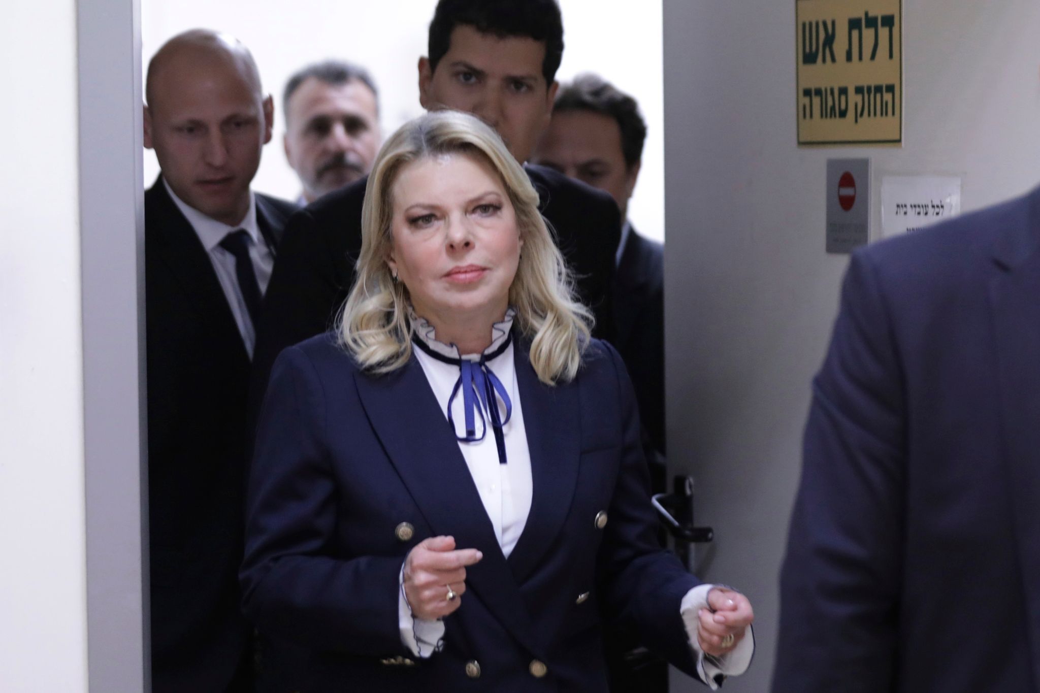 Netanjahus Frau schaltet sich in Ringen um Geisel-Deal ein