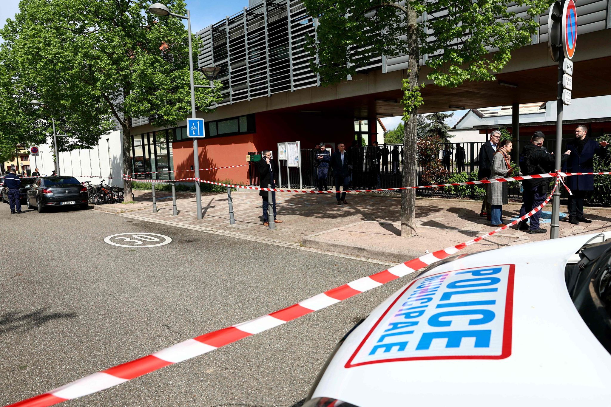 Terror in Frankreich: Angreifer verletzt Grundschülerinnen mit Messer