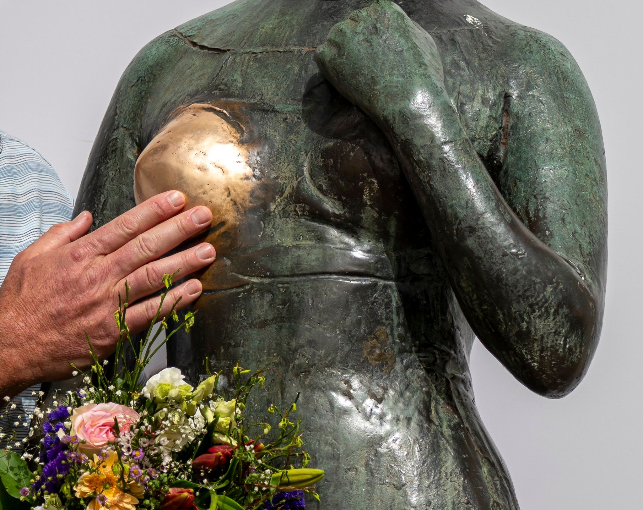Bronze-Statuen als Zeichen gegen sexuelle Belästigung