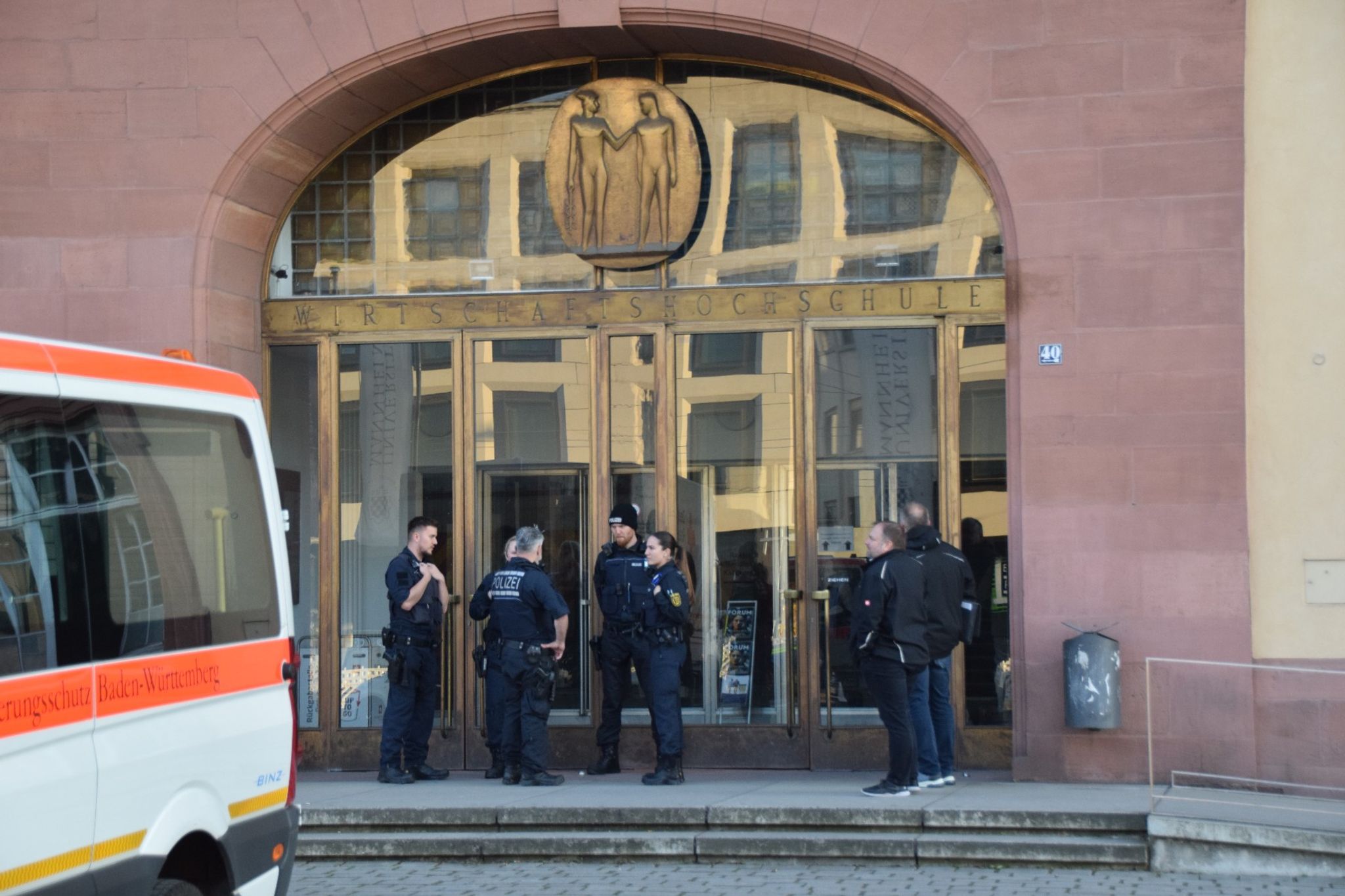 Tödliche Schüsse an Universität Mannheim: Ermittlungen laufen auf Hochtouren