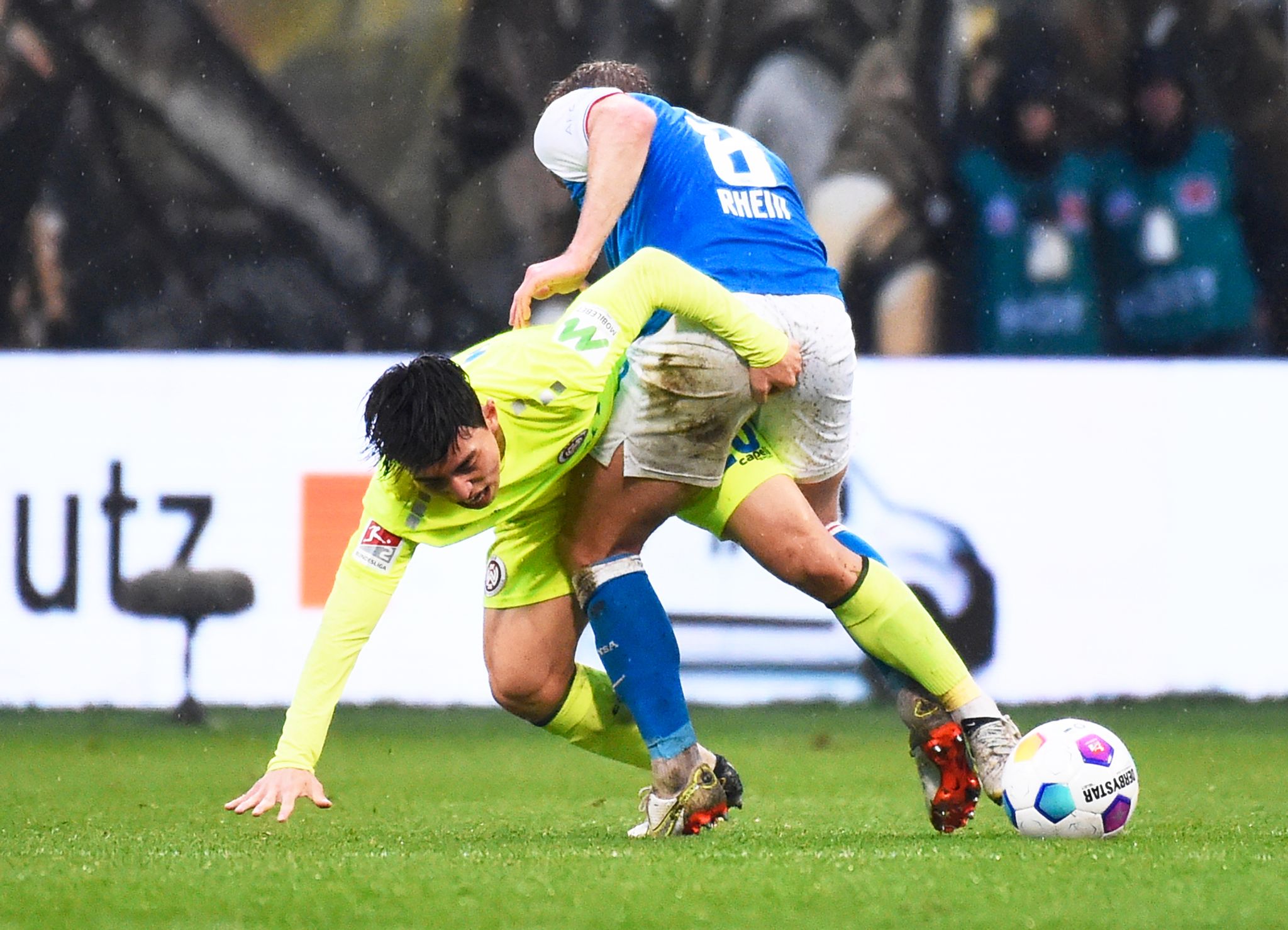 Wichtiger Sieg für Rostock, Hertha BSC gewinnt in Paderborn