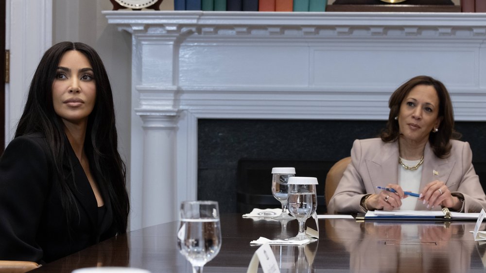 Kim Kardashian besucht Kamala Harris im Weißen Haus