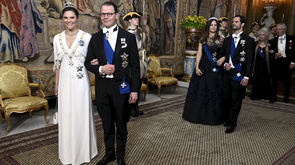 Fashion-Highlight: Kronprinzessin Victoria von Schweden begeistert beim Galadinner