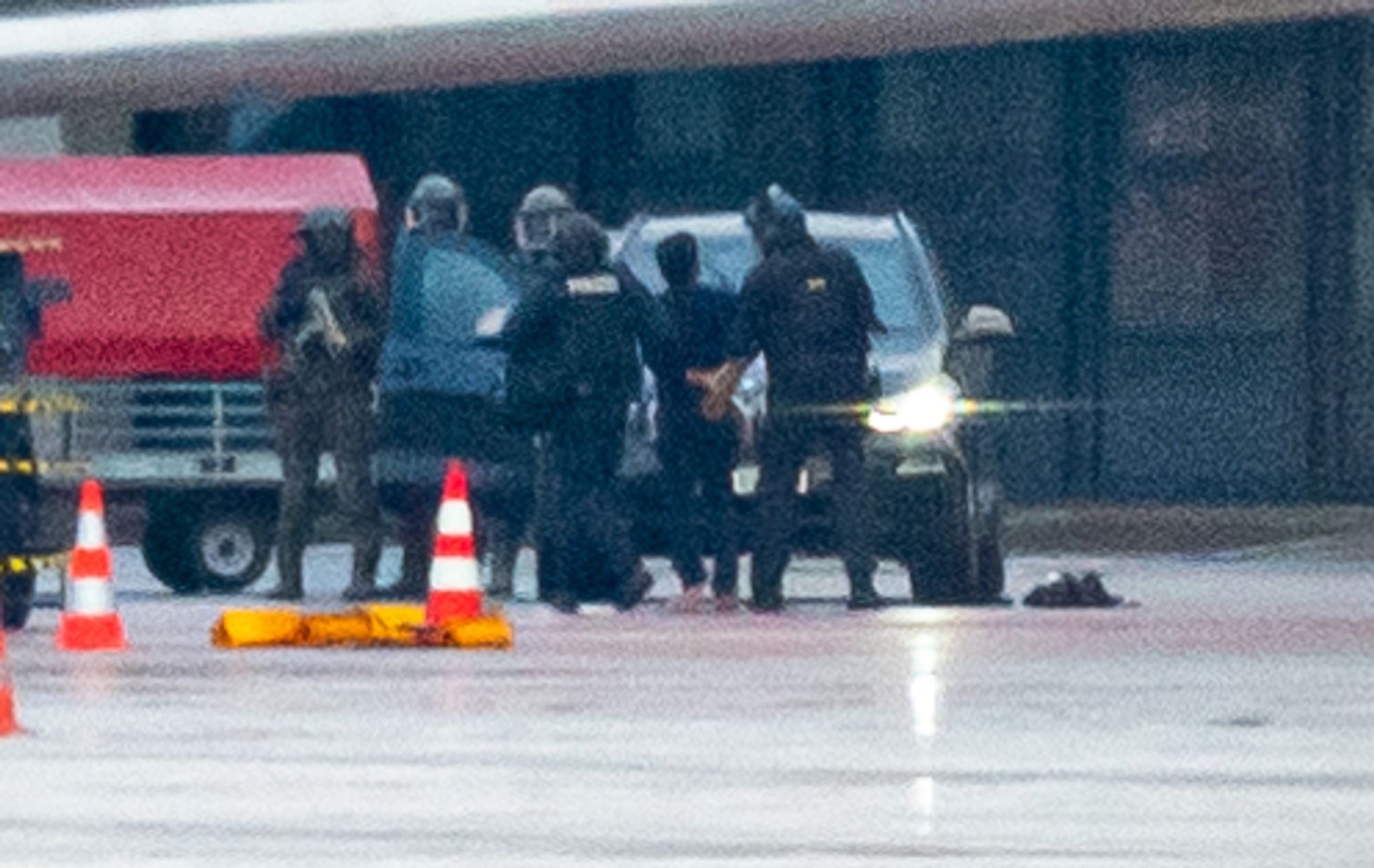 Prozess gegen Geiselnehmer am Hamburger Flughafen beginnt