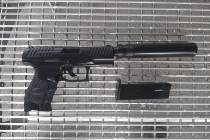 Berlin – Marzahn-Hellersdorf: Polizei nimmt Mann mit Softairwaffe fest