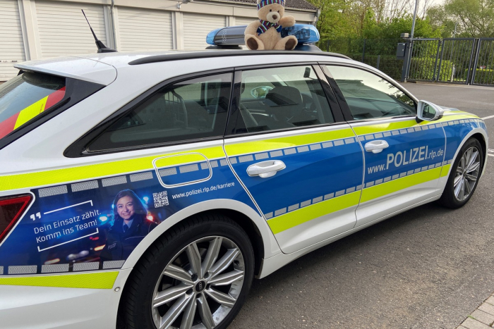 Schalkenmehren: Teddybär auf Rastplatz gefunden