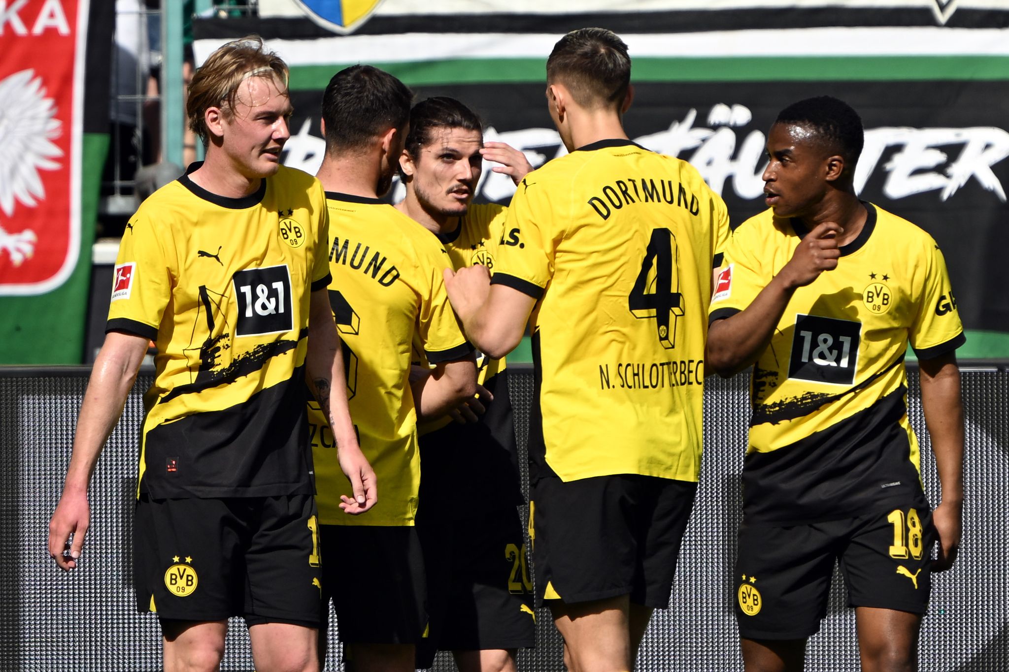 BVB gewinnt gegen Gladbach und bleibt auf Königsklassenkurs